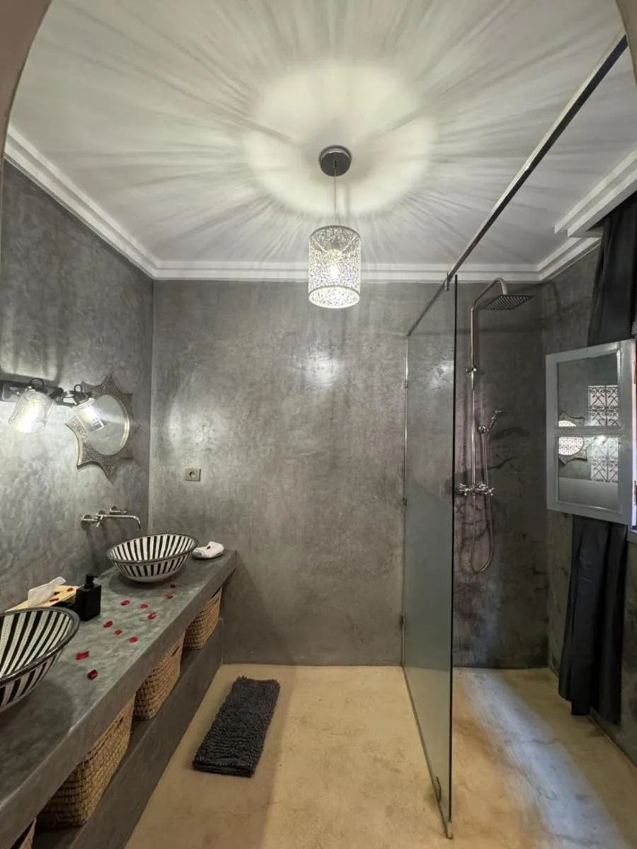 Bathroom in Riad Celema & Spa