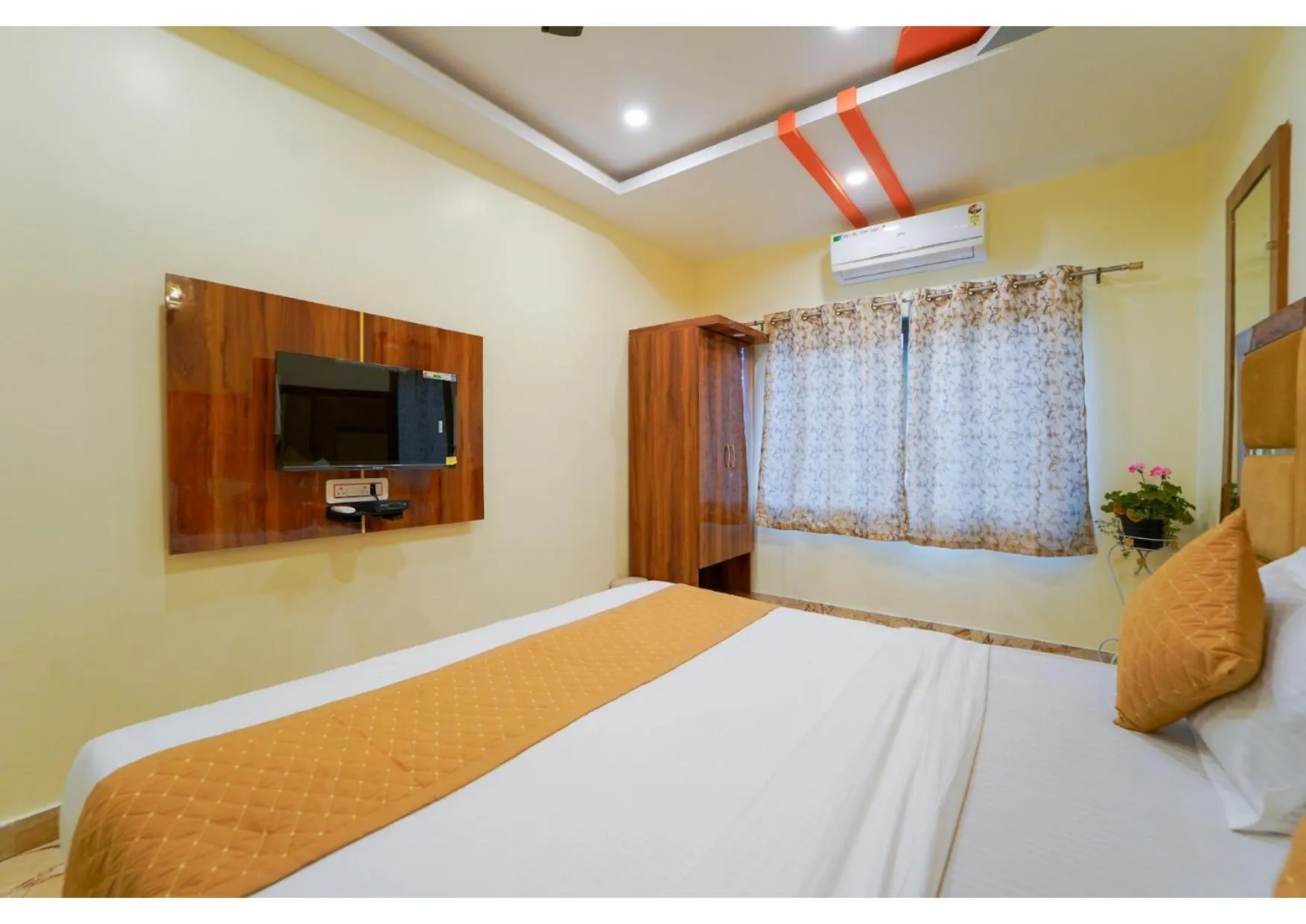 TV and multimedia, Bed in Saanjh Riverside Resort