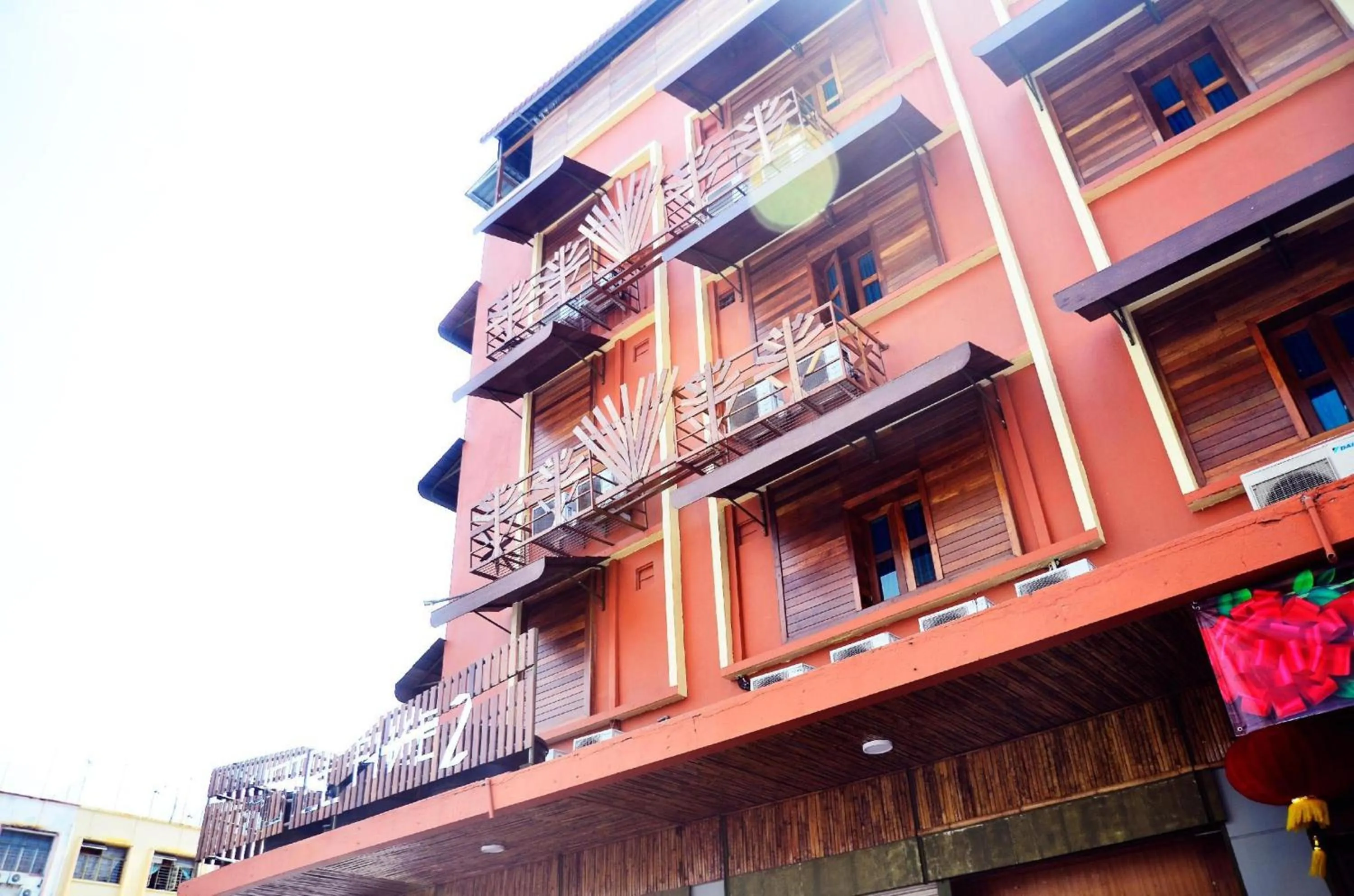 Neighbourhood in Hotel O Five 2