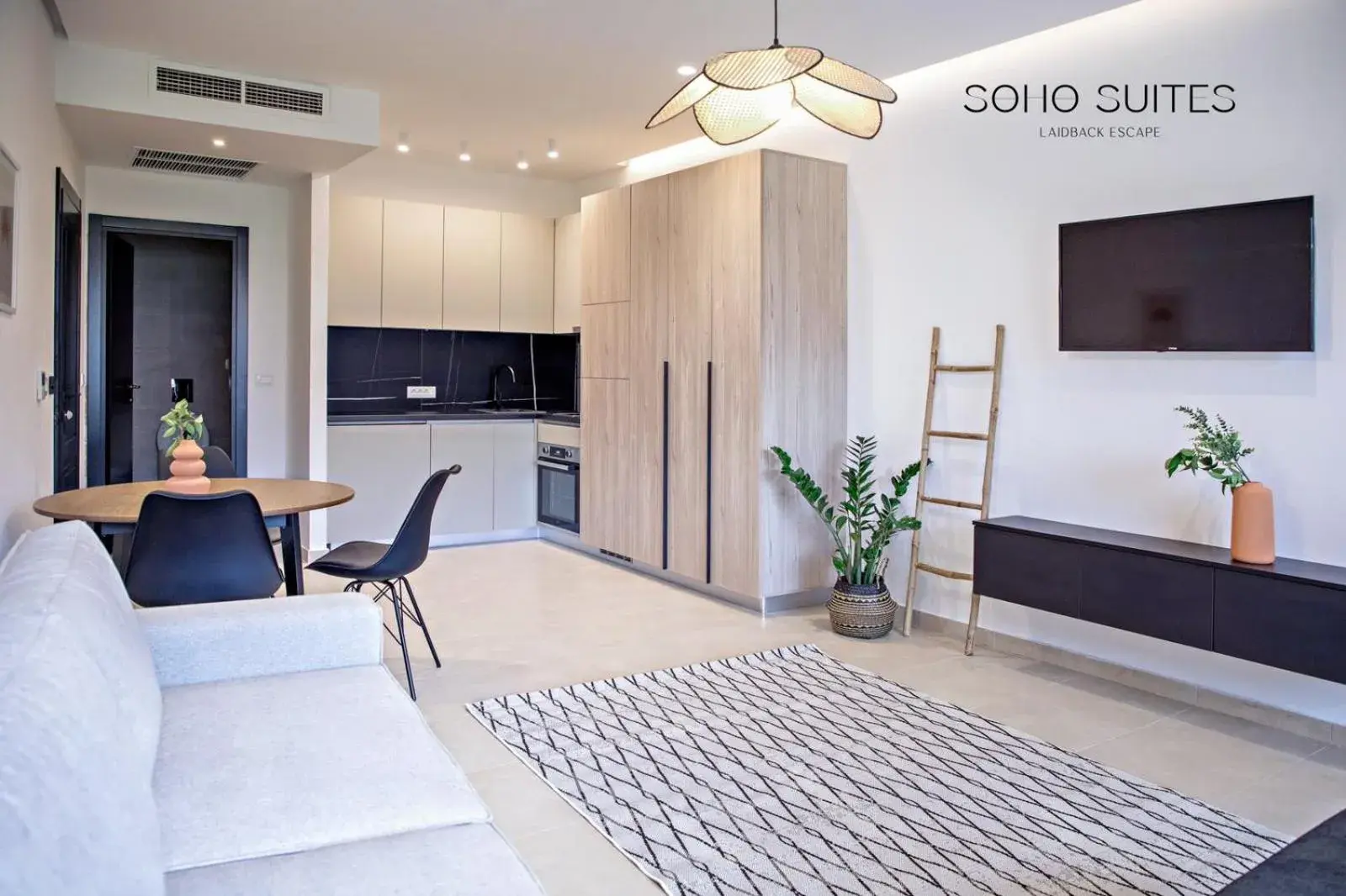 Studio with Terrace in Soho Suites Studio with Terrace in Soho Suites