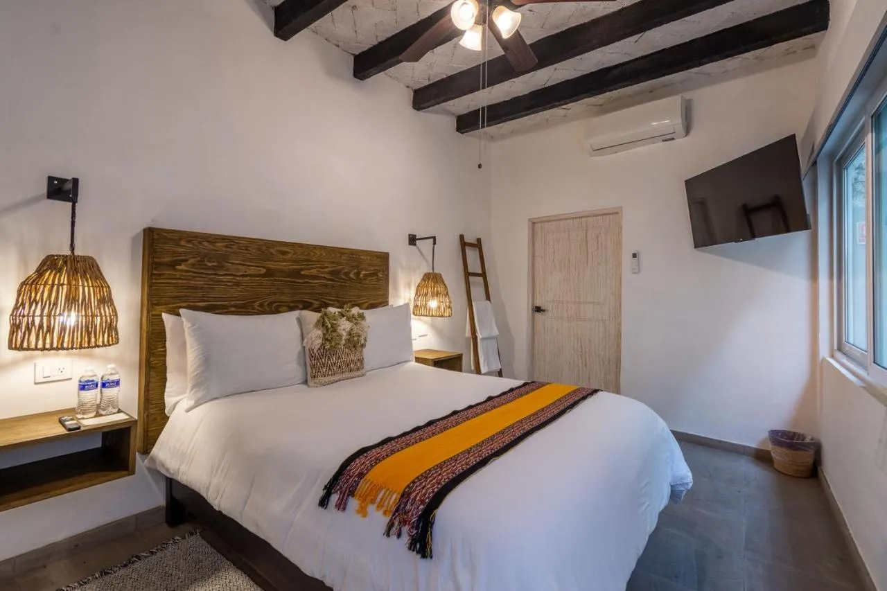 Queen Room in Casa Yuca Hotel Boutique