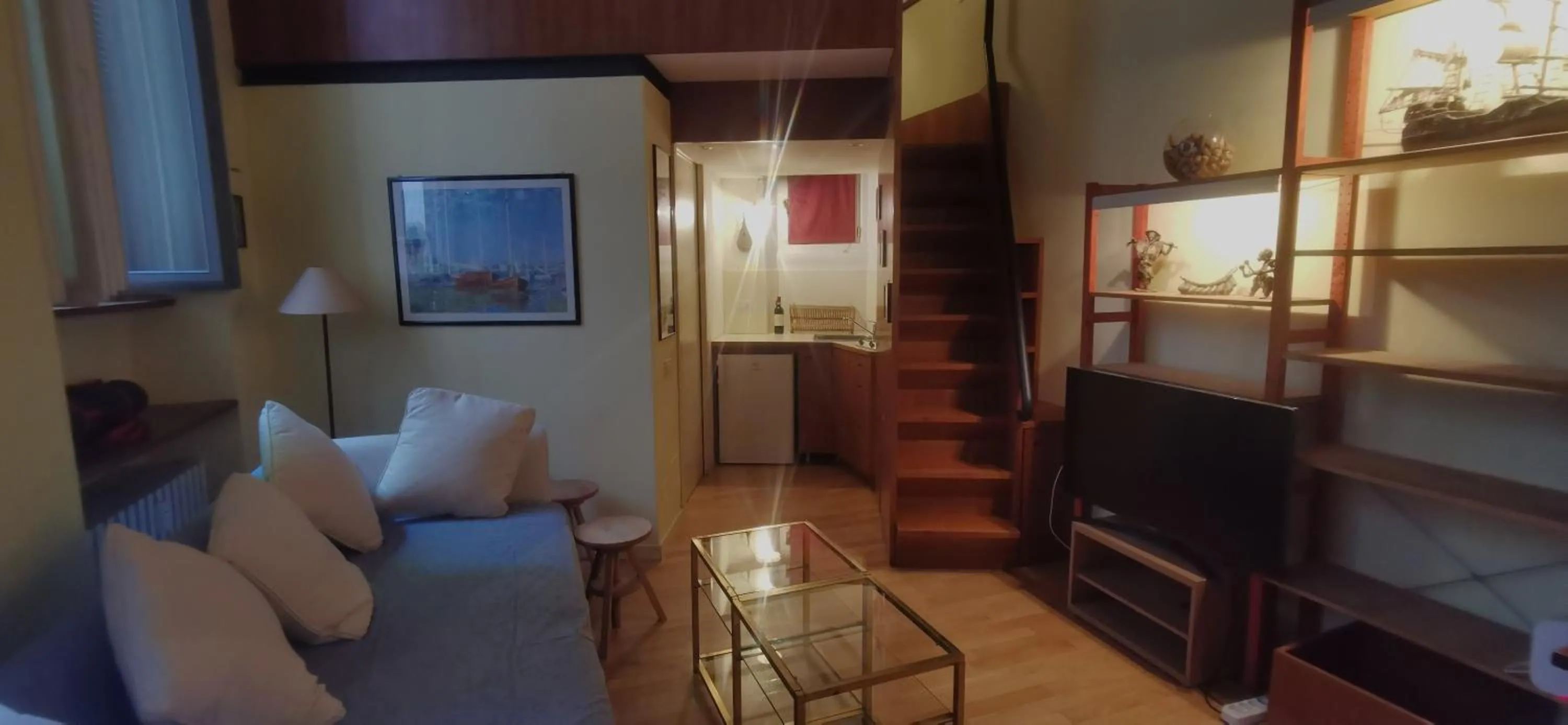 Seating area in Cenacolo Apartment