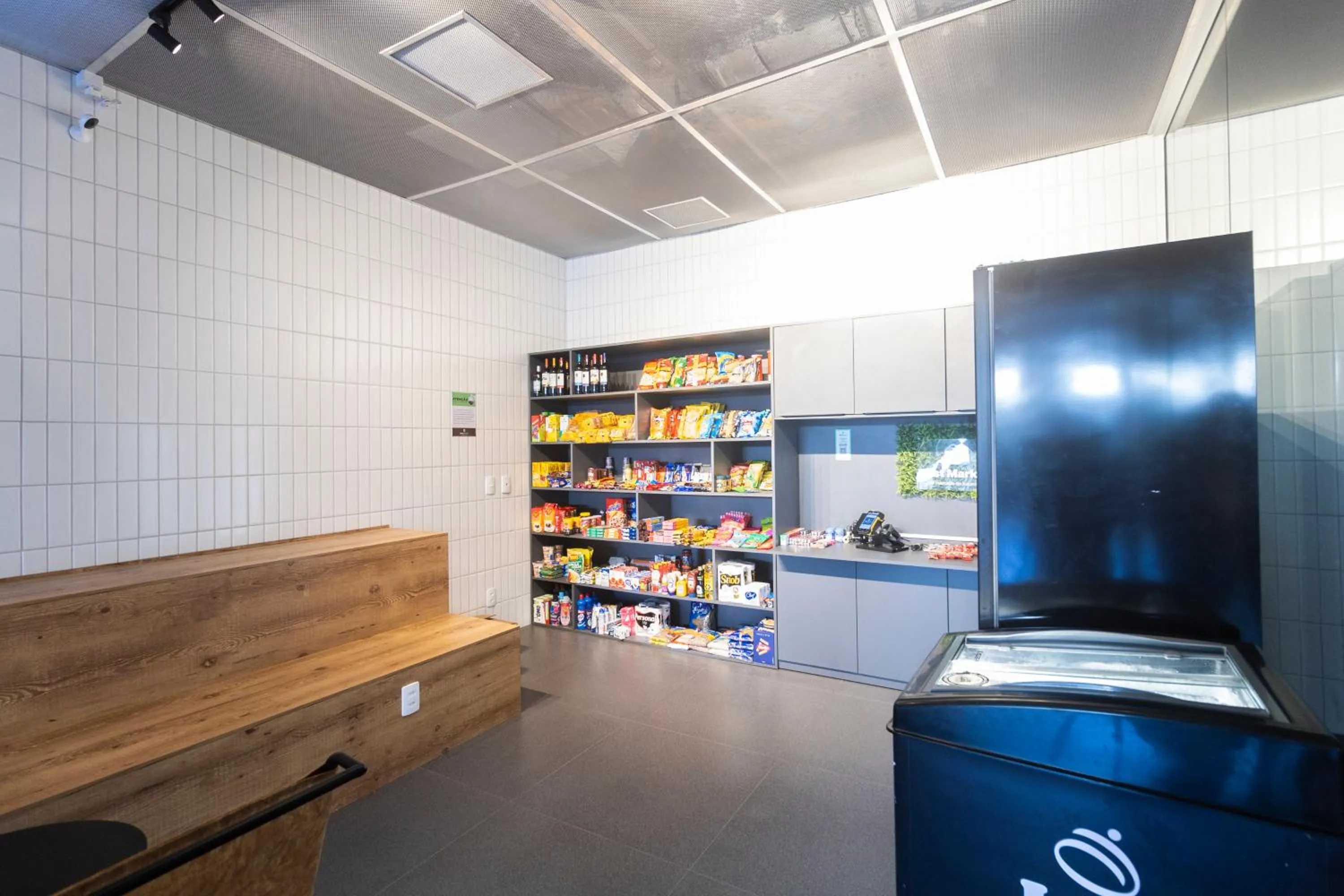 Supermarket/grocery shop in Moderno | Próximo ao Metrô e ao Shopping | Piscina