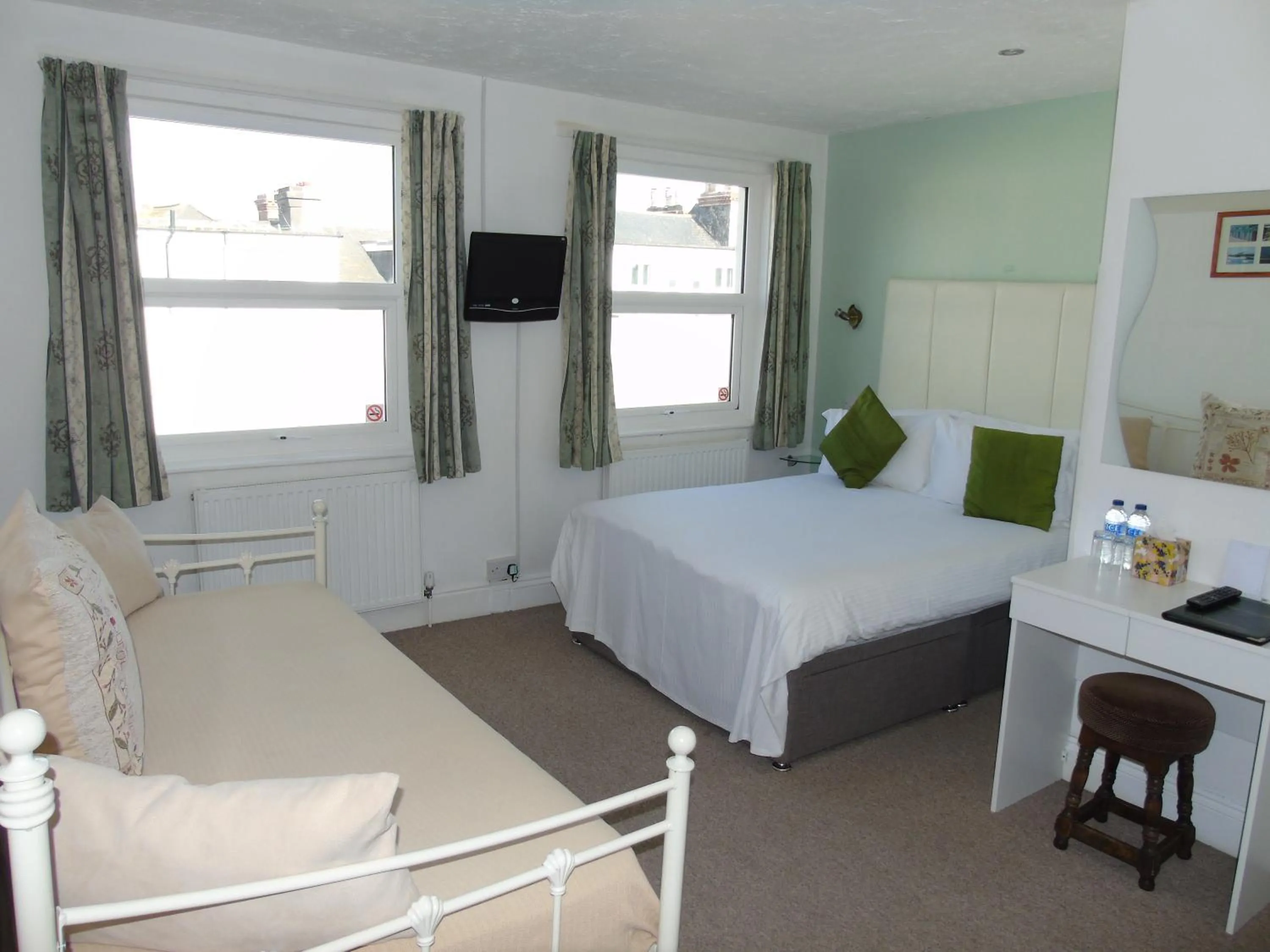 Bed in Carrington Guest House