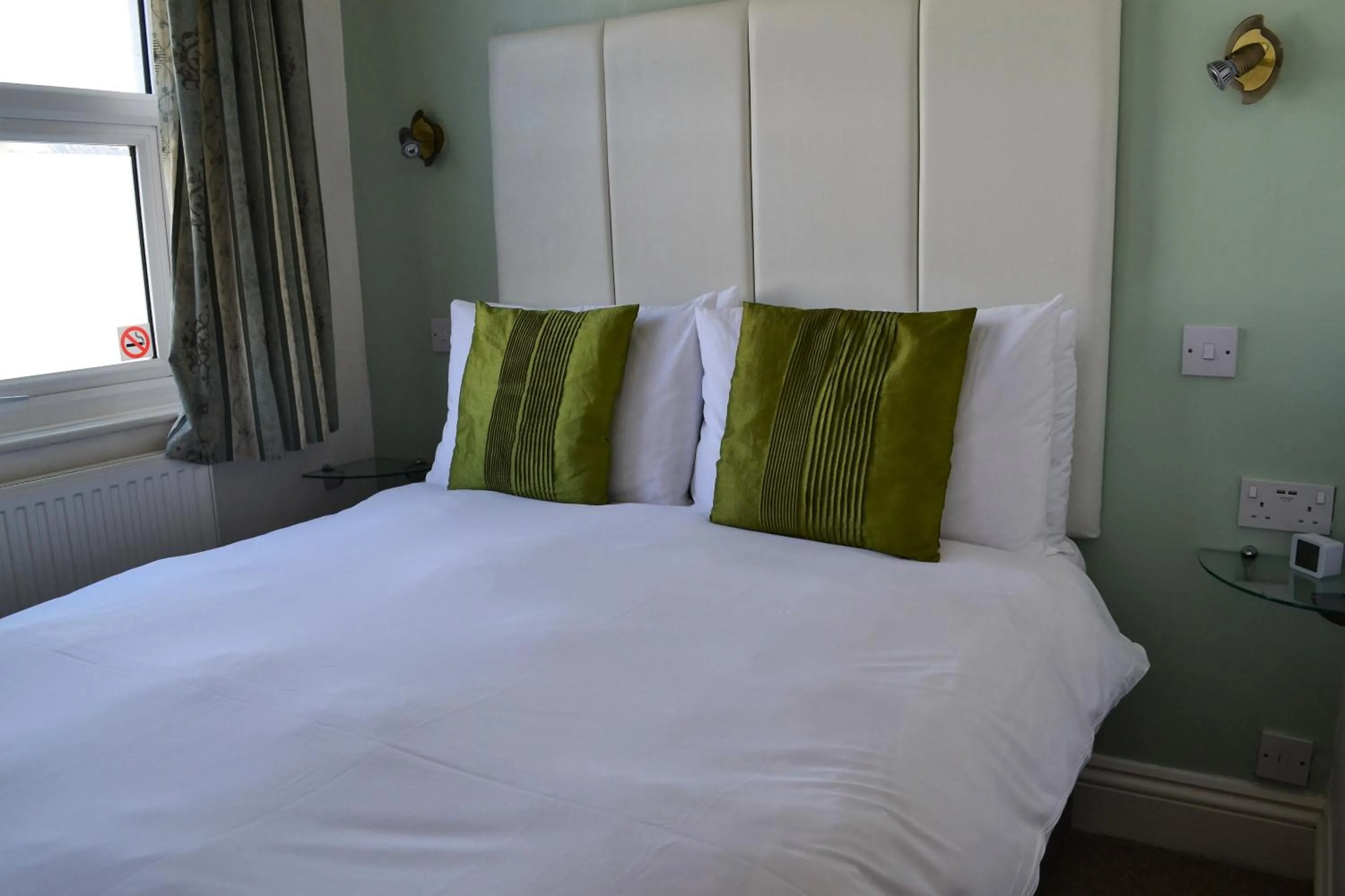 Bed in Carrington Guest House