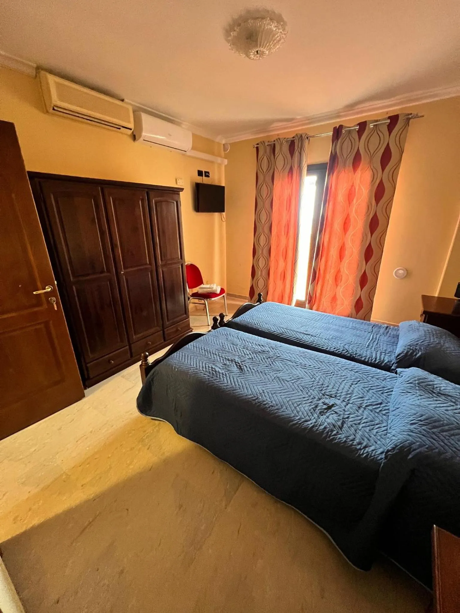 Photo of the whole room, Bed in The Life