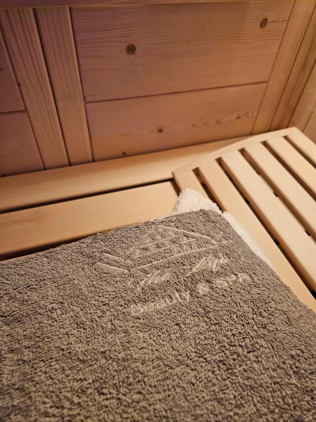 Spa and wellness centre/facilities, Bed in The Life