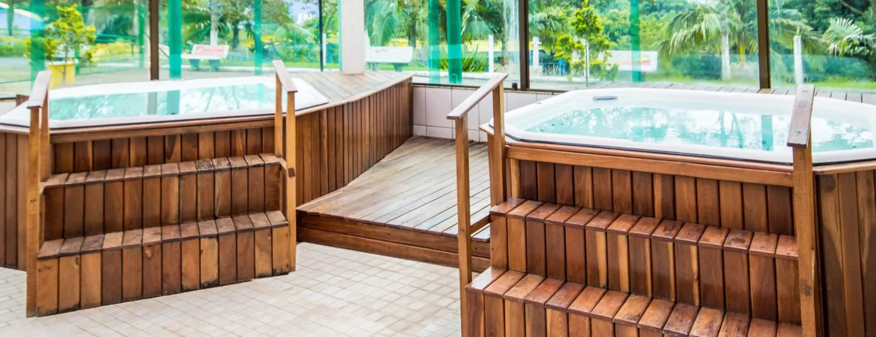 Swimming pool in Thermas All Inclusive Resort Poços de Caldas By Nacional Inn Swimming pool in Thermas All Inclusive Resort Poços de Caldas By Nacional Inn