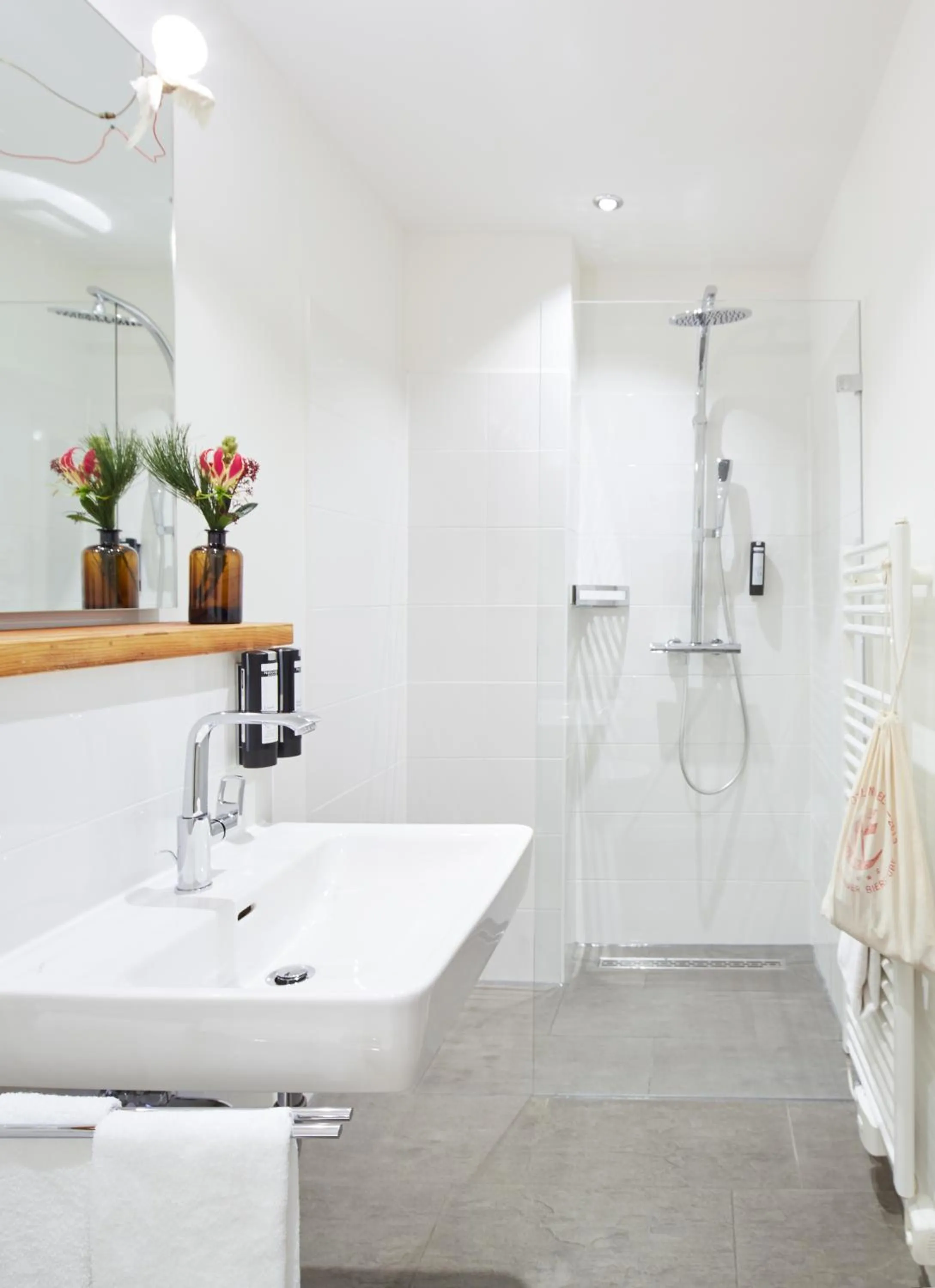 Bathroom in Hotel Engel - Lindauer Bier und Weinstube