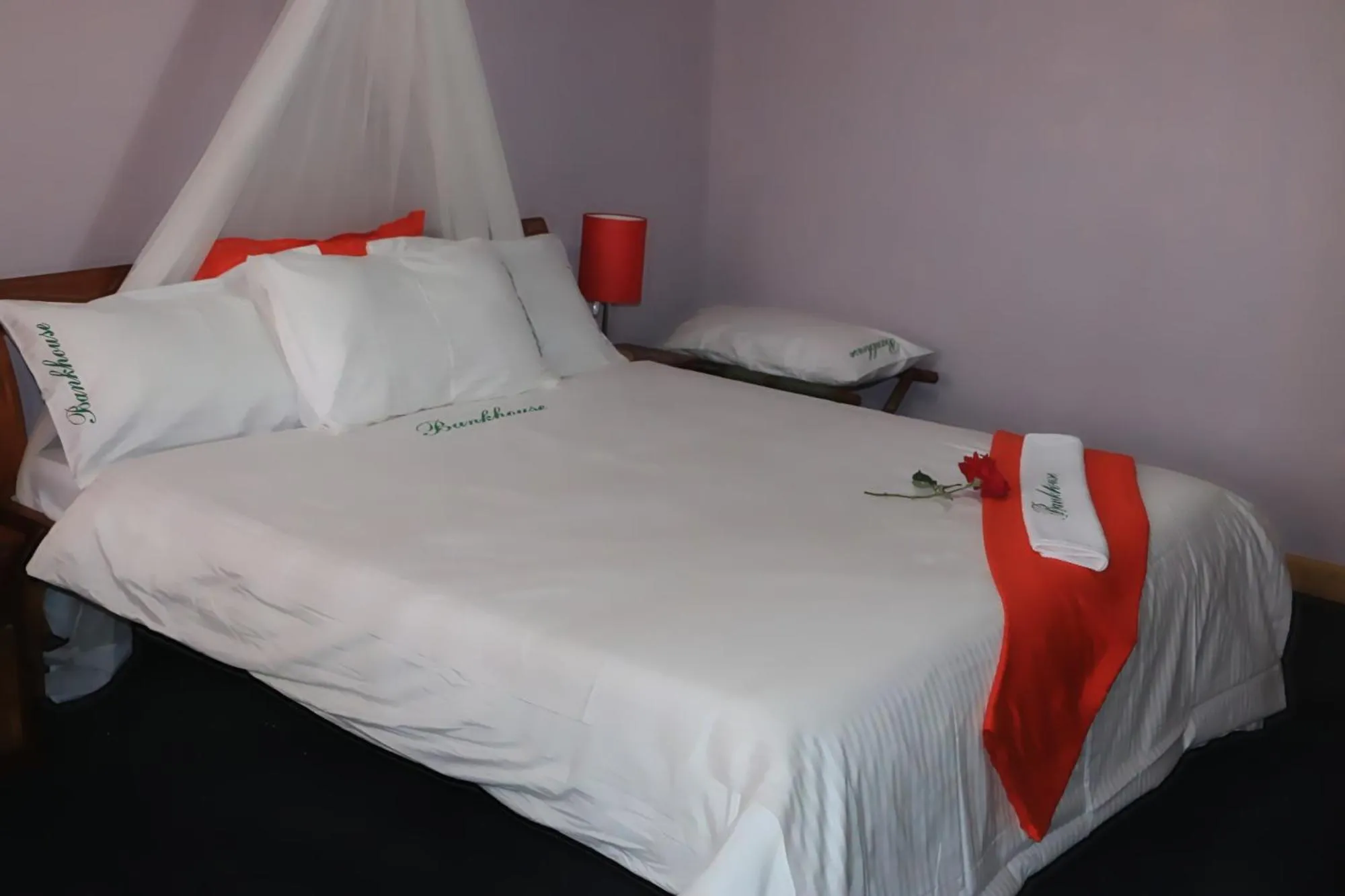 Bed in Bankhouse Retreat Karen