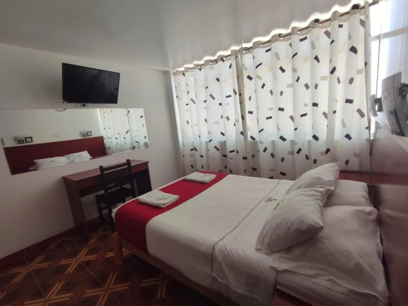 HOTEL FIORELLA PARACAS