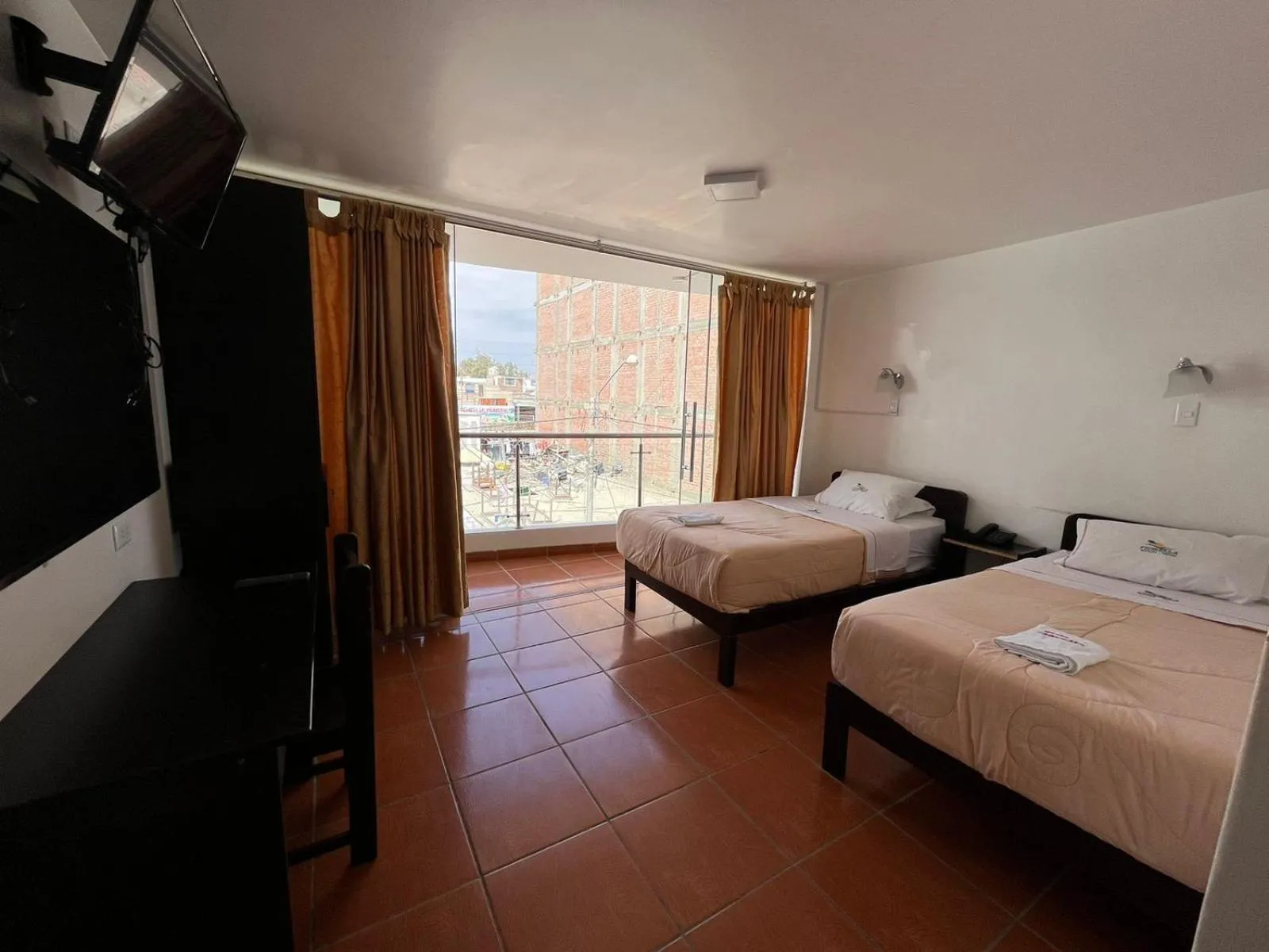 Photo of the whole room in HOTEL FIORELLA PARACAS