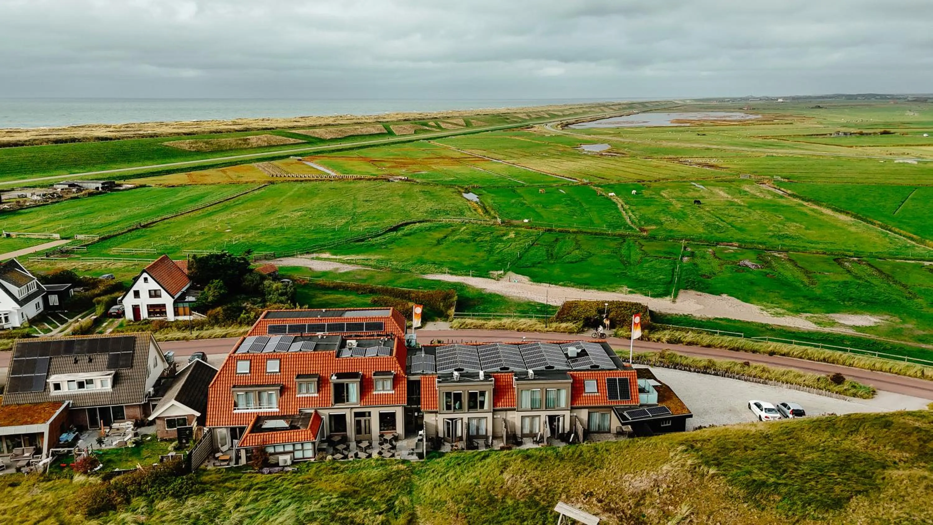 Property building in Strandhotel Camperduin