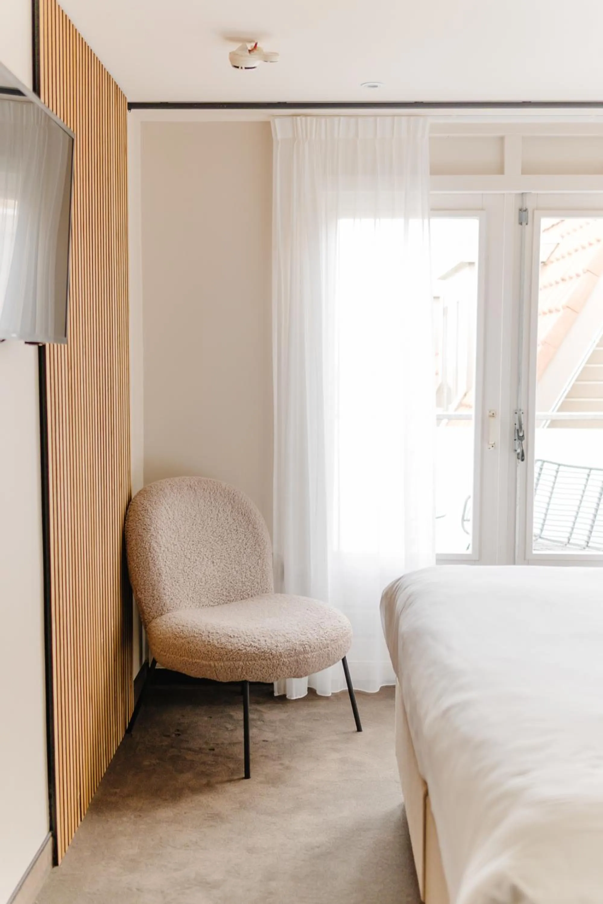 Bedroom, Bed in Strandhotel Camperduin