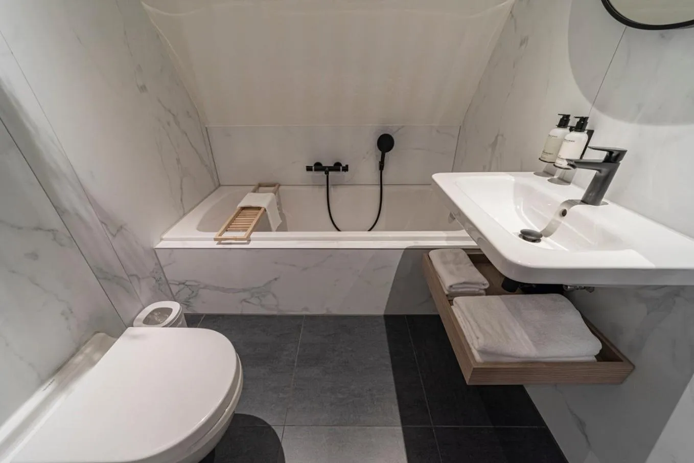 Toilet in Strandhotel Camperduin