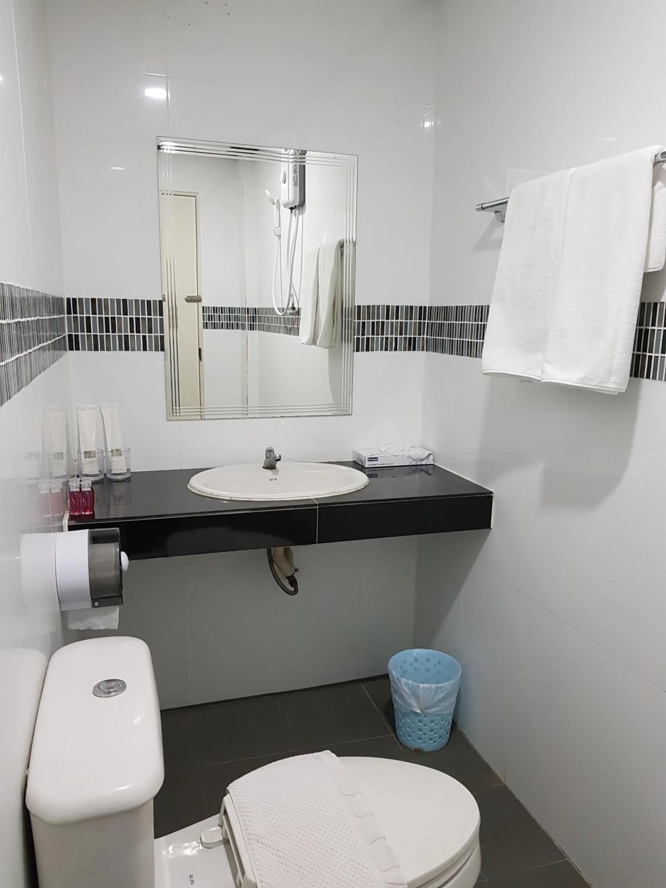 Bathroom in NK Guesthouse 1