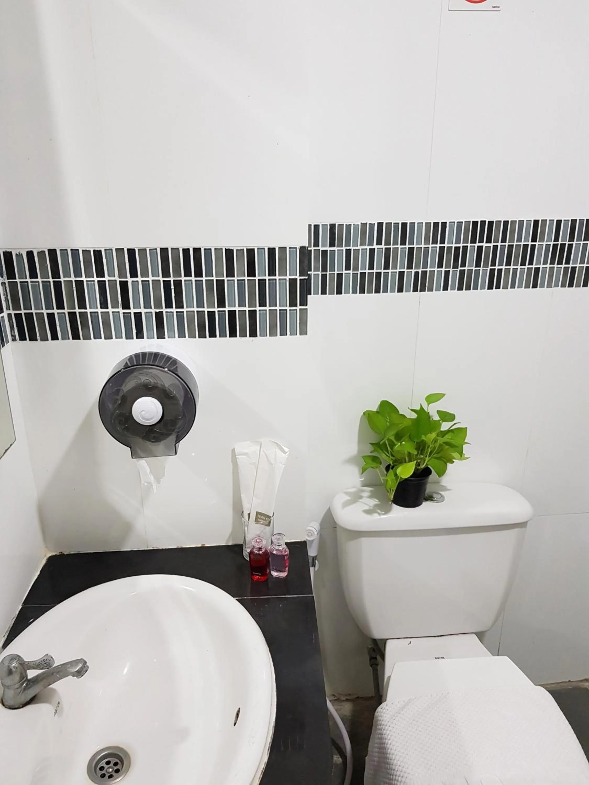 Bathroom in NK Guesthouse 1