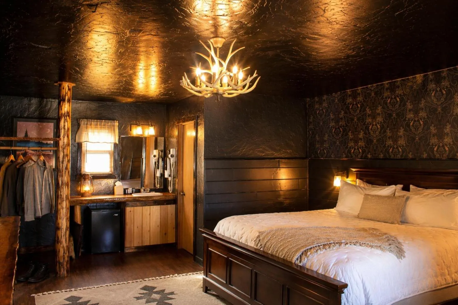 Bed in The Amoretti Hotel