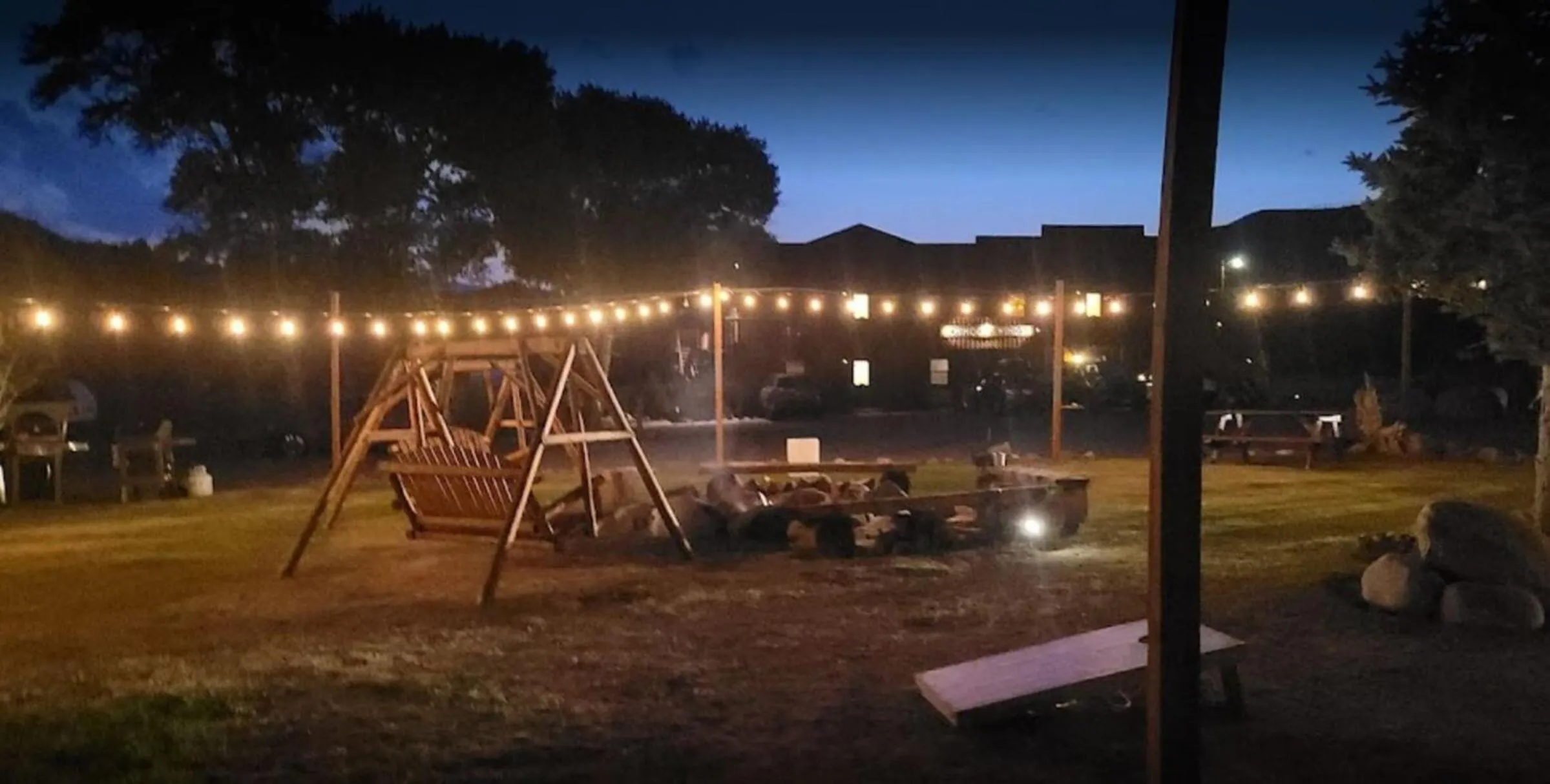 Night in Chinook Winds Lodge