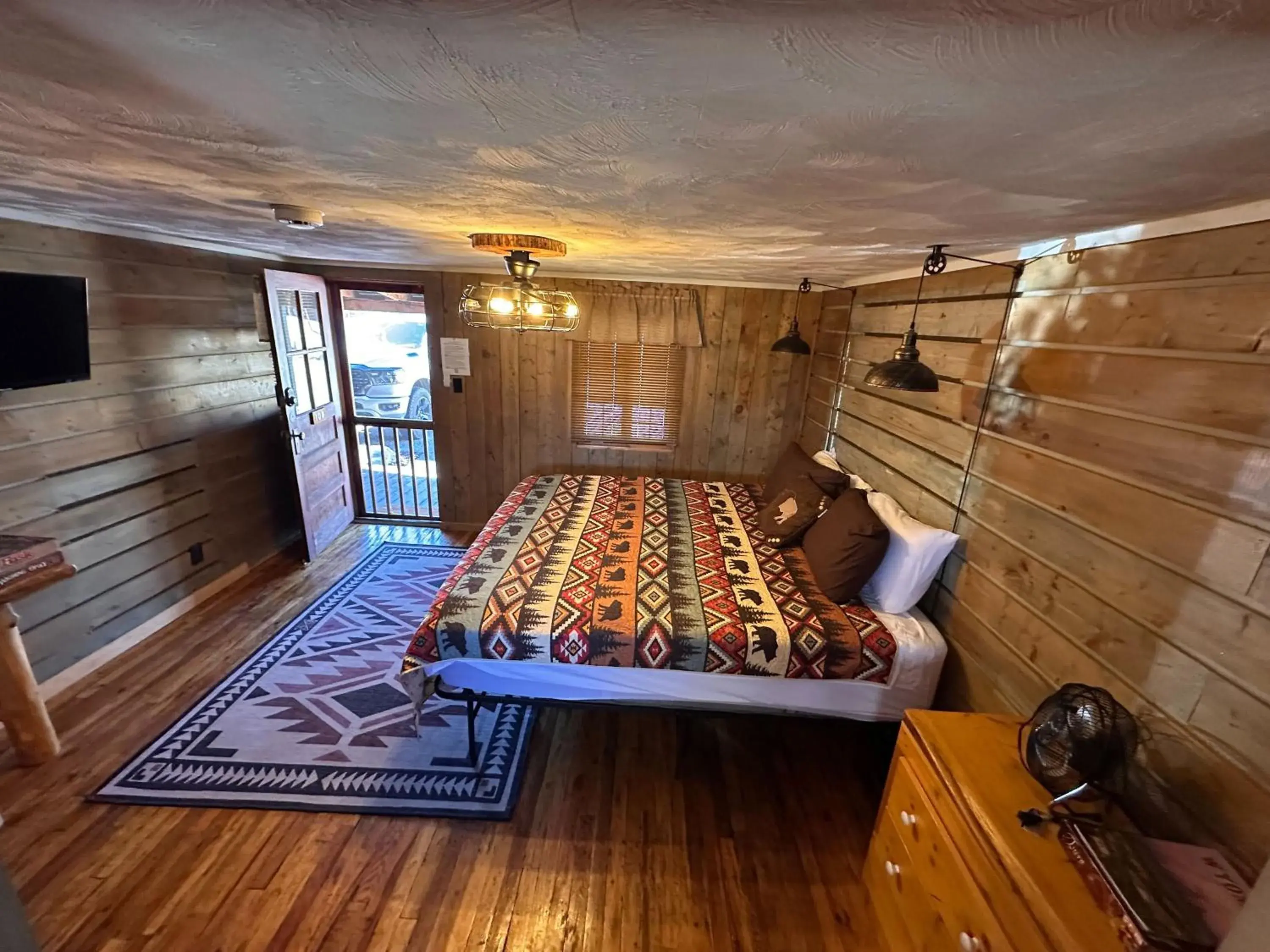 Bed in Chinook Winds Lodge Bed in Chinook Winds Lodge