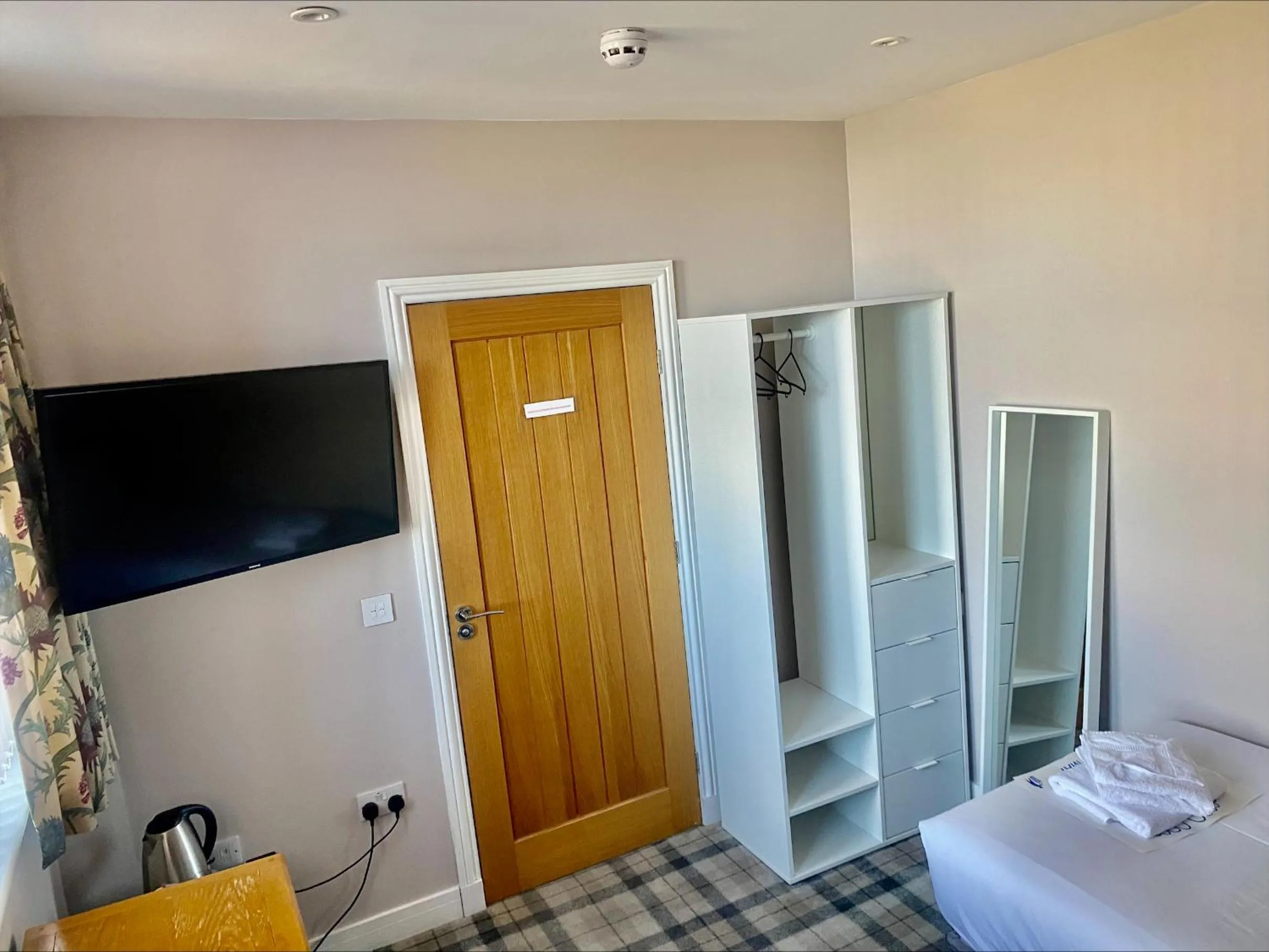 Photo of the whole room in Poseidon Inn