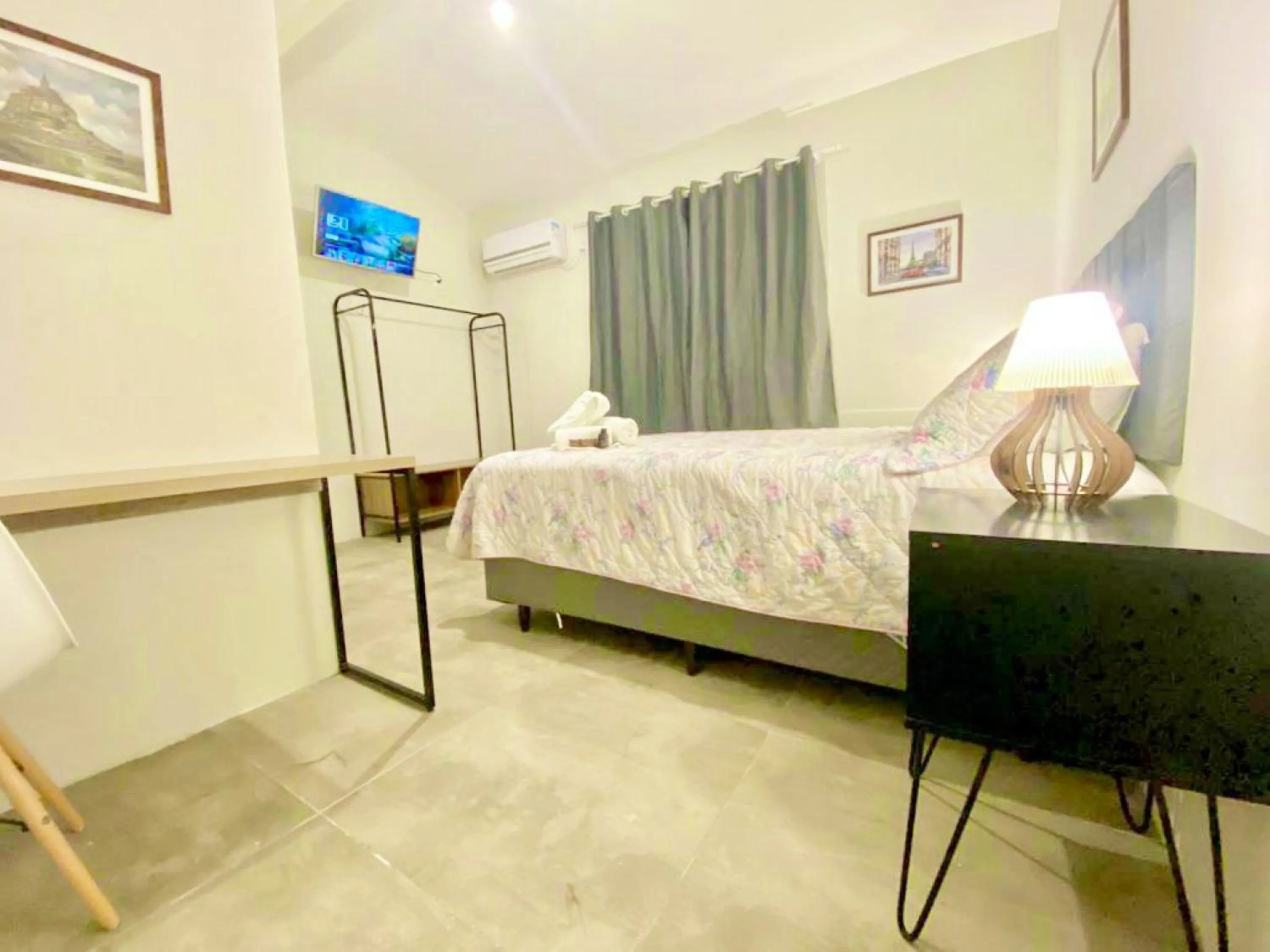 Photo of the whole room, Bed in Garden 437 Suítes