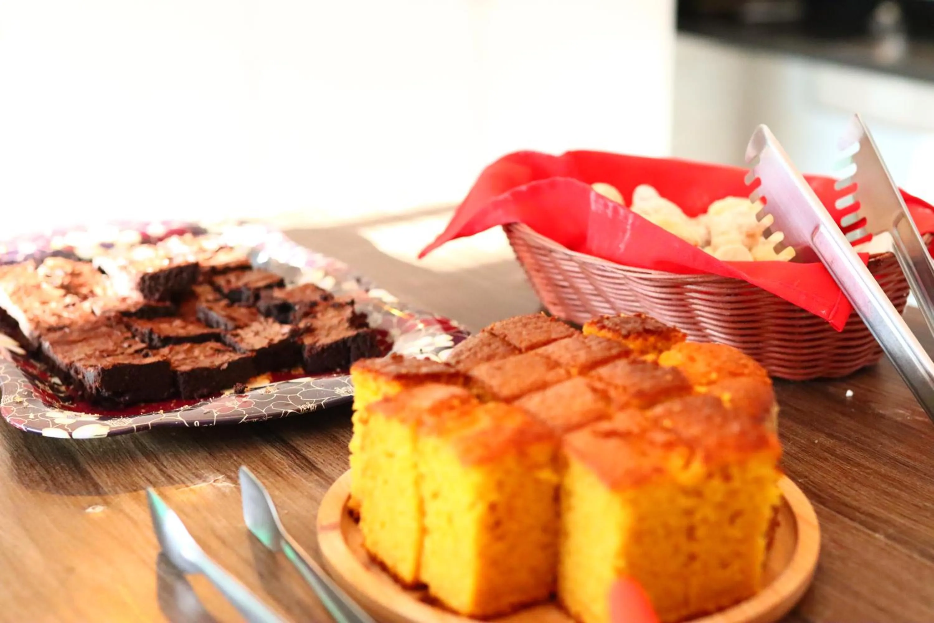 Food and drinks in Garden 437 Suítes