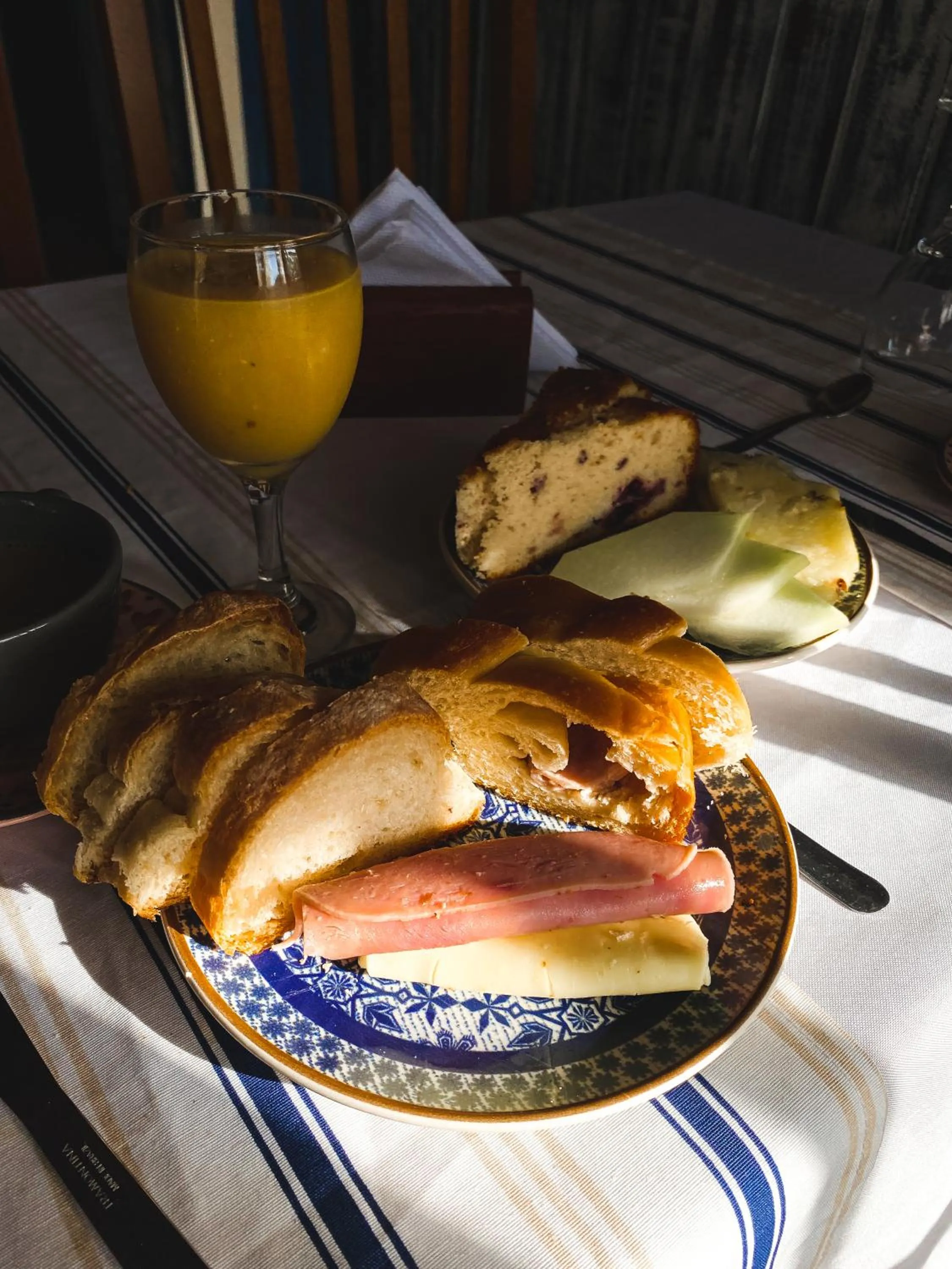 Restaurant/places to eat in Garden 437 Suítes