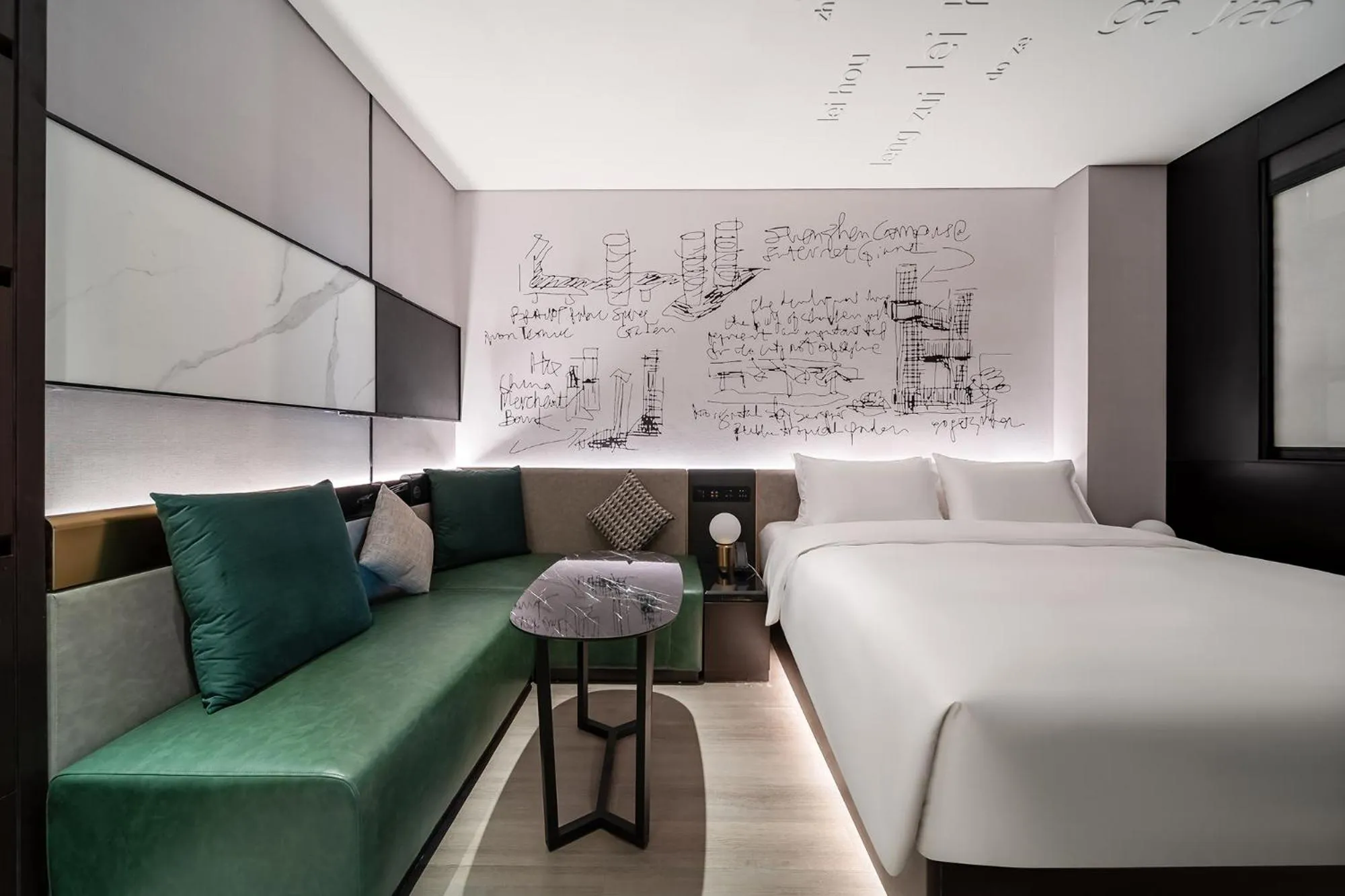 Photo of the whole room, Bed in CitiGO Hotel Shenzhen Shekou Cruise Center Seaview Near Taizi Bay K11