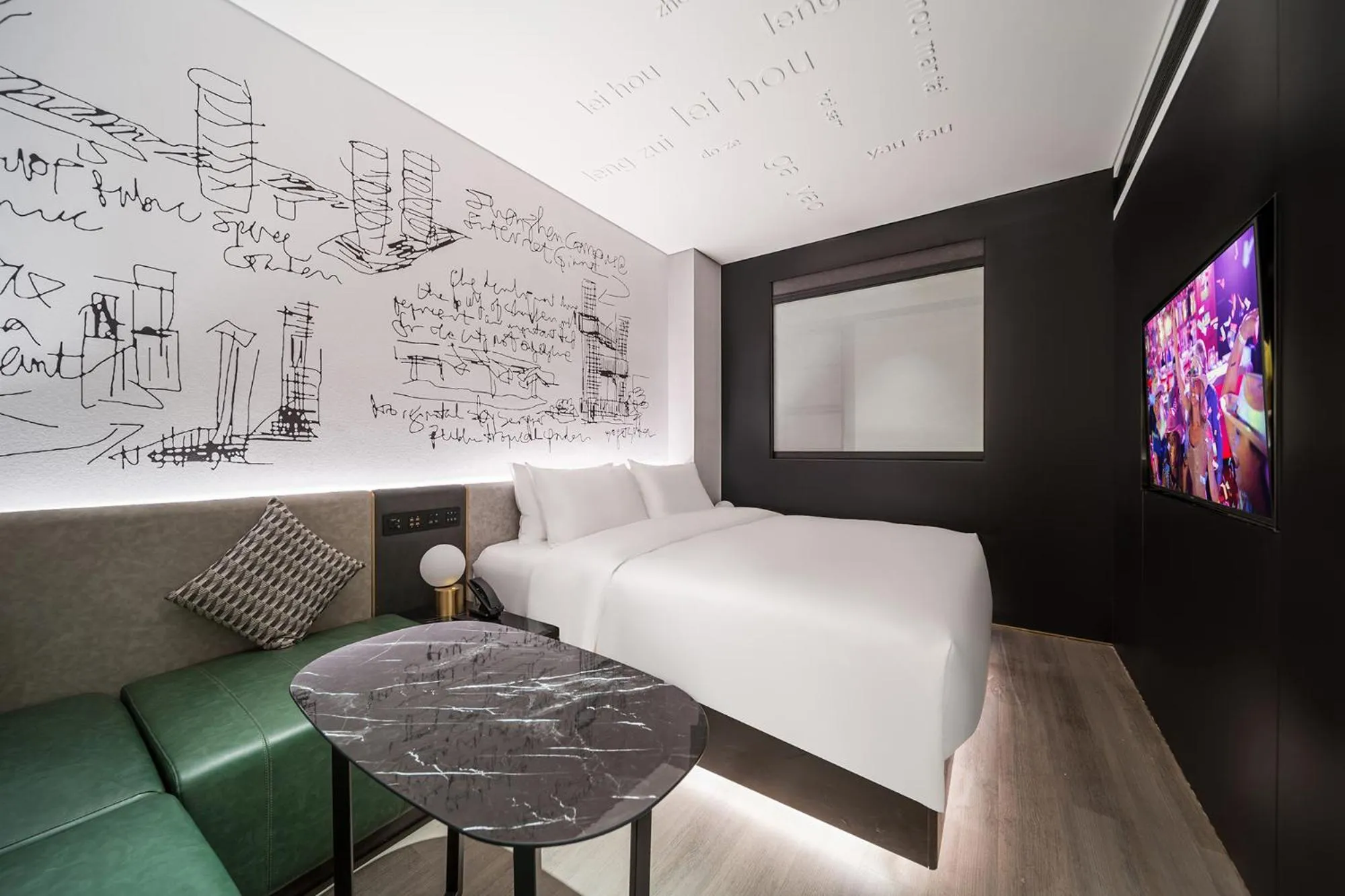 Photo of the whole room in CitiGO Hotel Shenzhen Shekou Cruise Center Seaview Near Taizi Bay K11