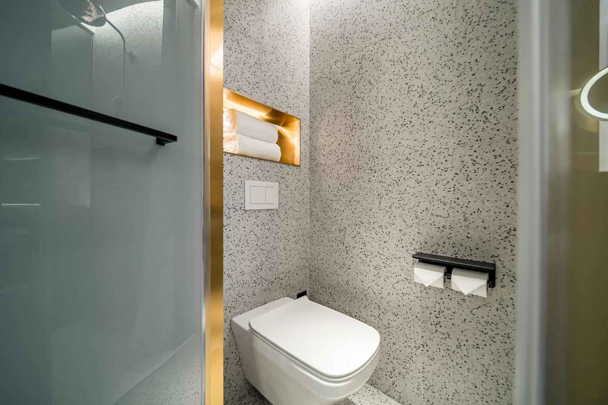 Toilet in CitiGO Hotel Shenzhen Shekou Cruise Center Seaview Near Taizi Bay K11