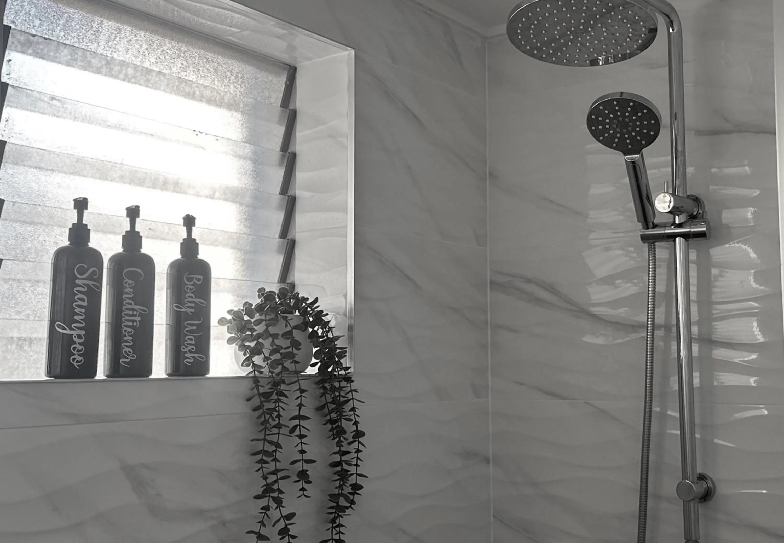 Shower in The Bay Beach Shack, Hervey Bay