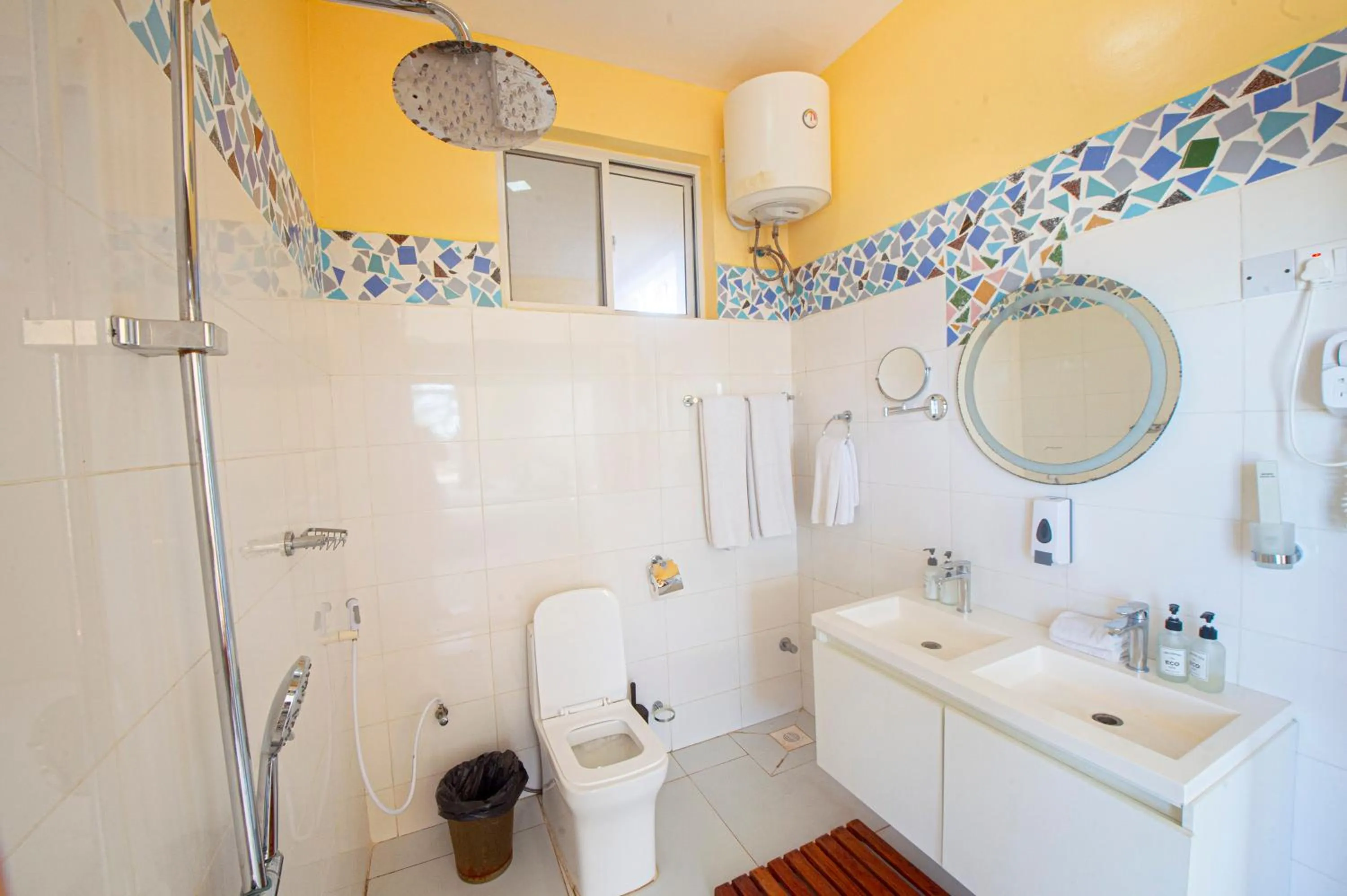 Double A Nungwi Beach Hotel