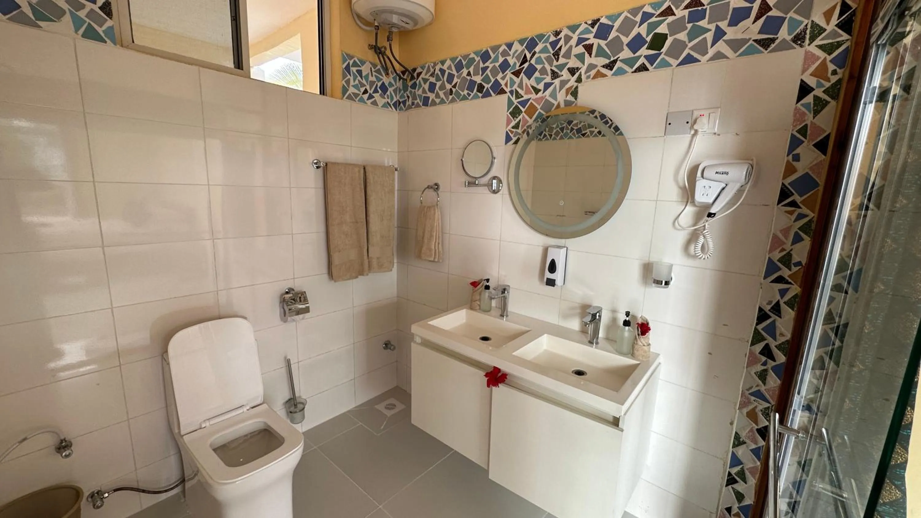 Double A Nungwi Beach Hotel