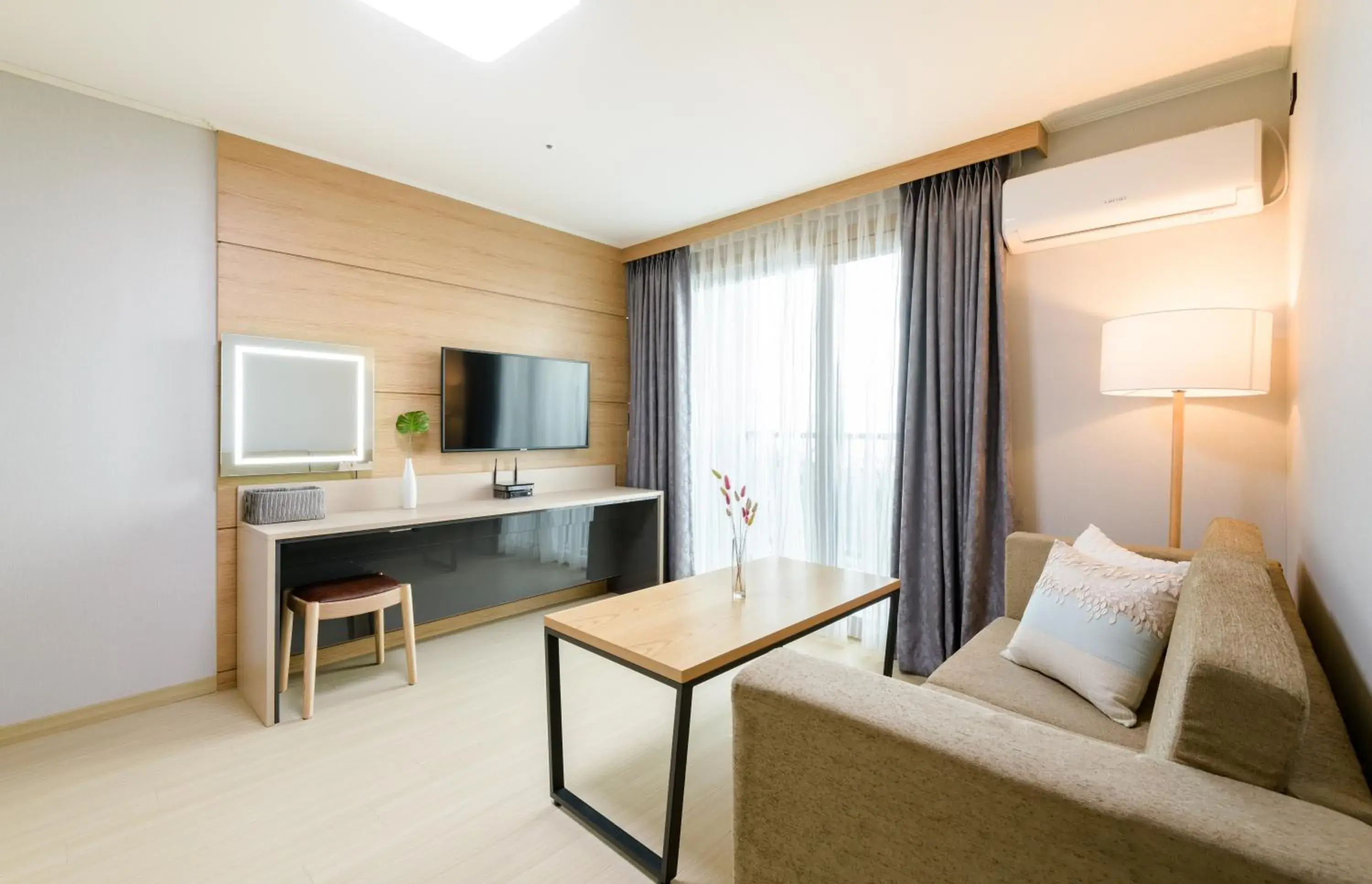 Seating area in Seogwipo Worldcup Resort Seating area in Seogwipo Worldcup Resort