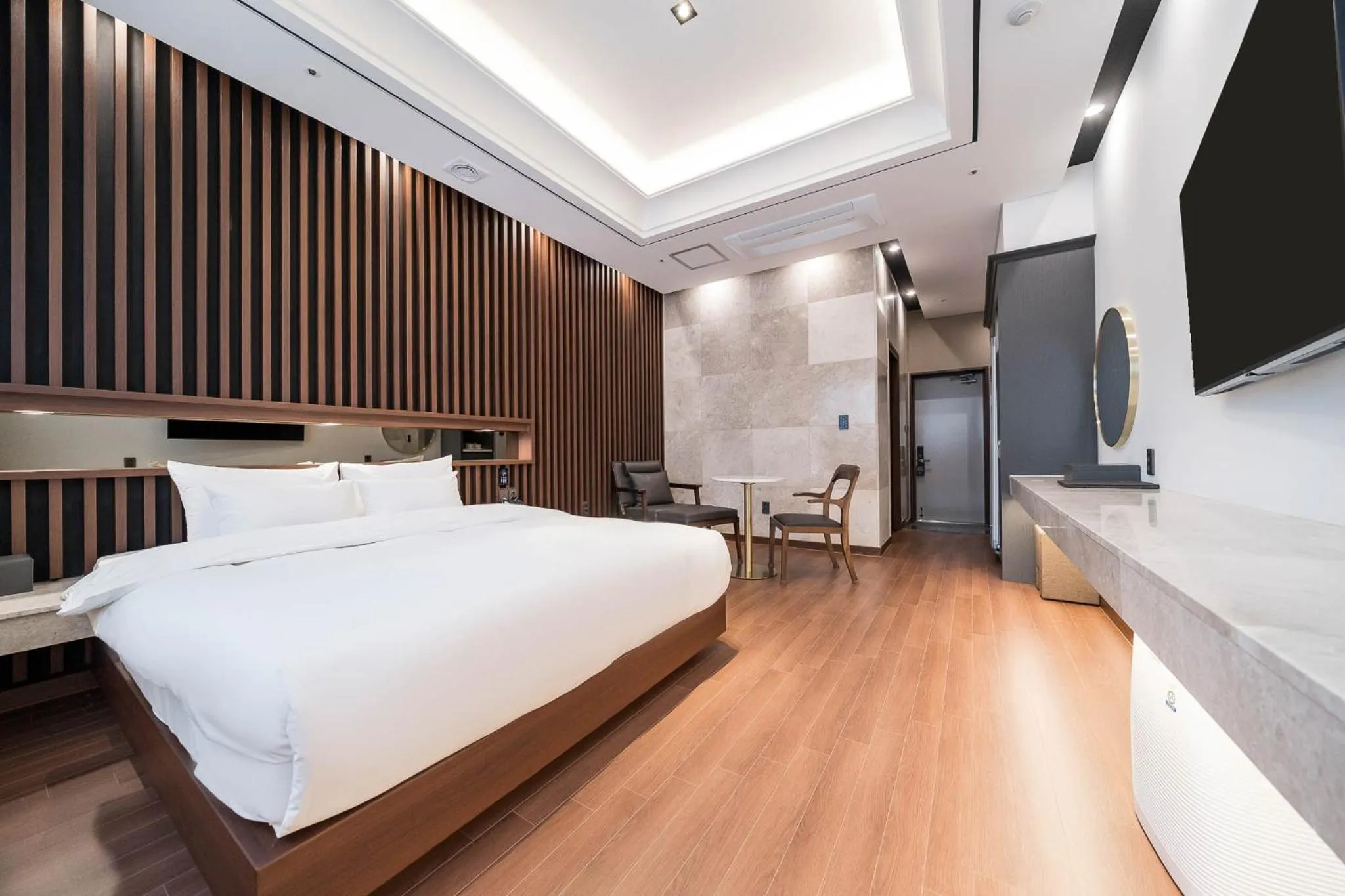 Bed in Hotel Demer Mokpo