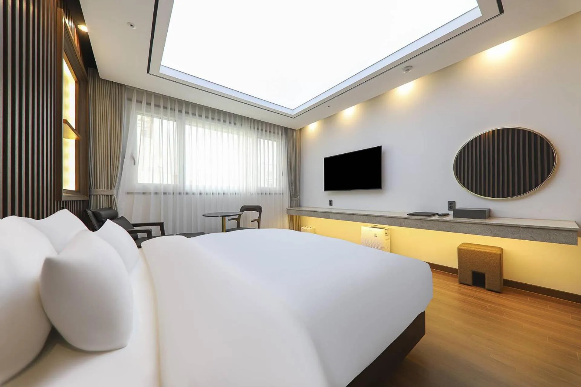 Bed in Hotel Demer Mokpo