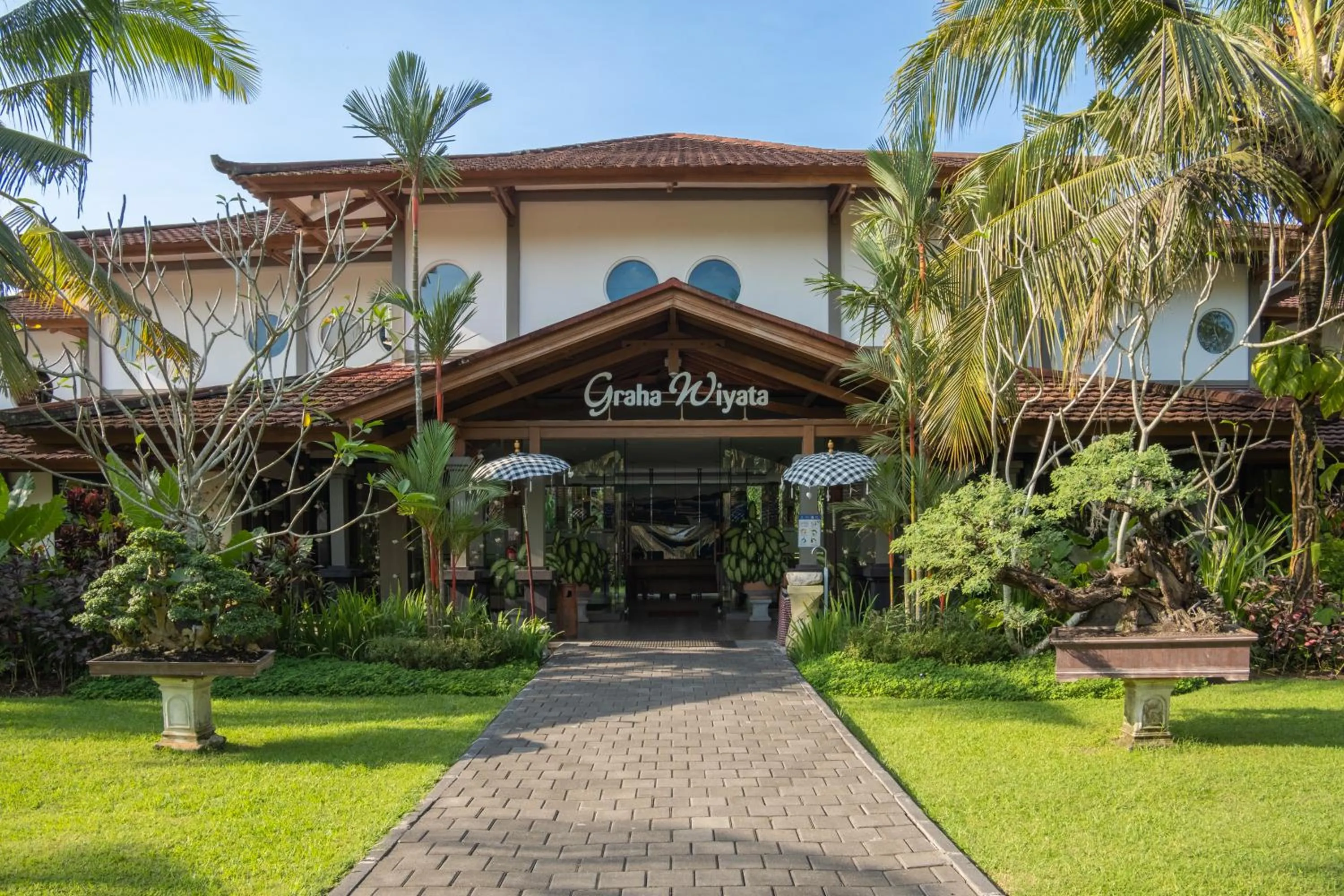 Property building in Graha Wiyata