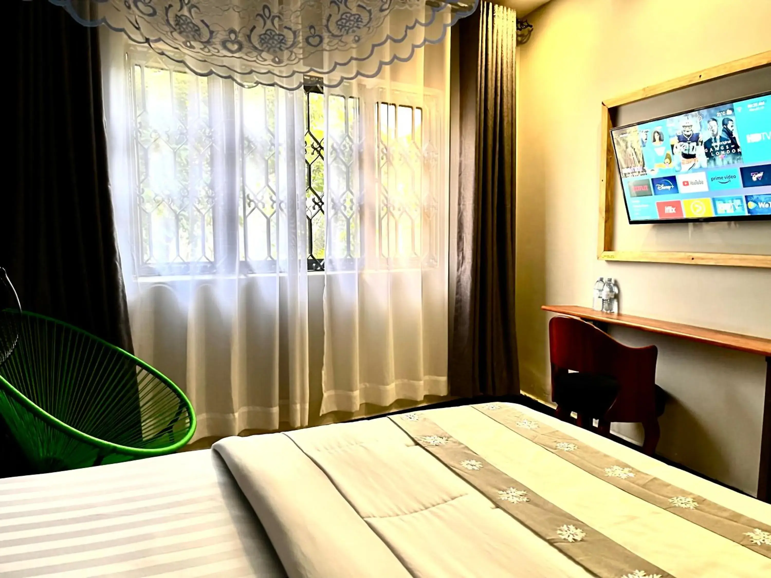 Deluxe Double Room - single occupancy in Ashleys Hotel Deluxe Double Room - single occupancy in Ashleys Hotel