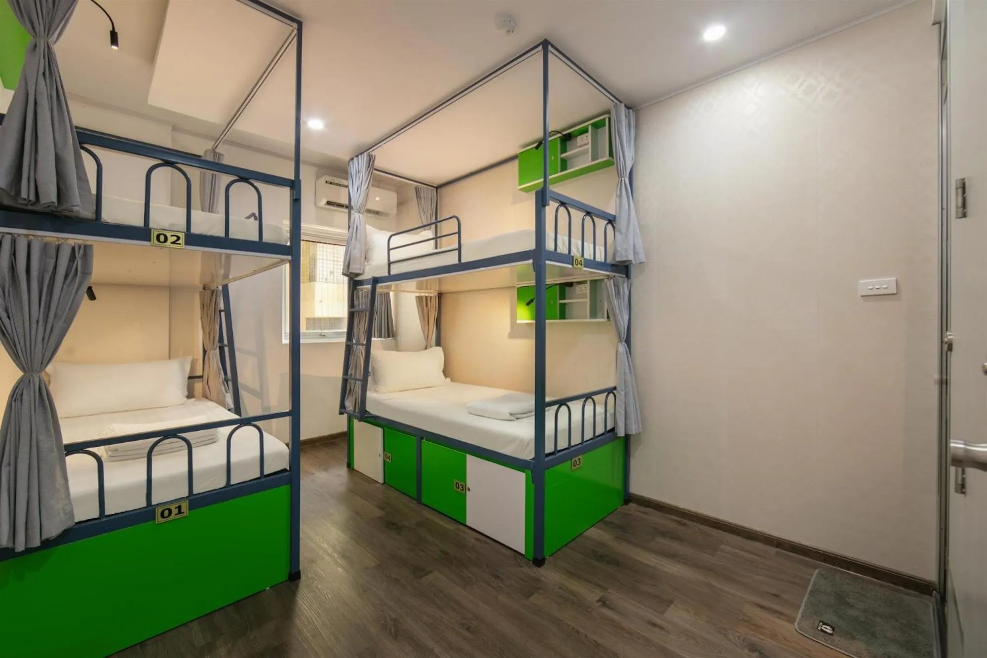 Bed in Hanoi Traveller House