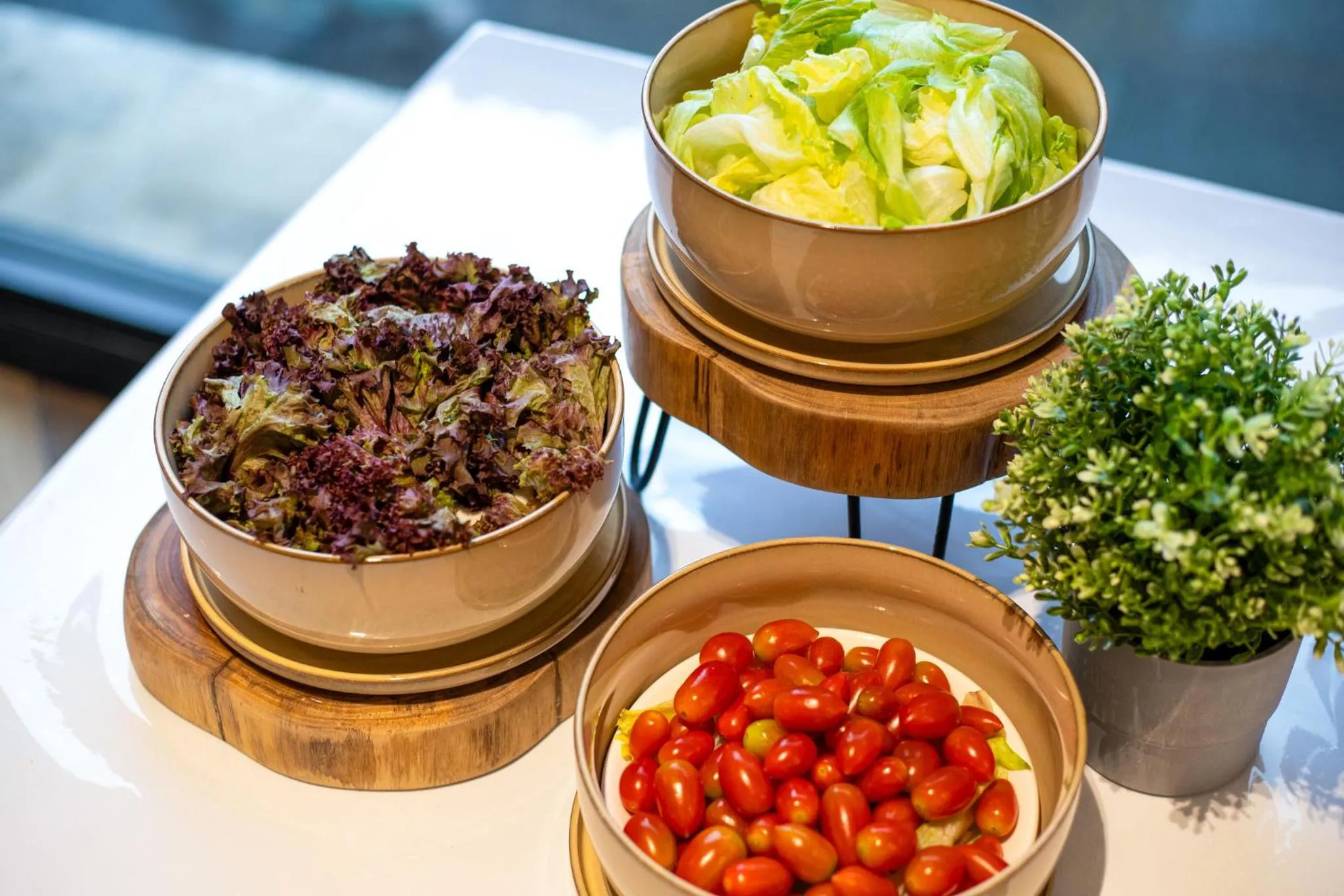 Food and drinks in SAM E Hotel Bangkok Sathorn