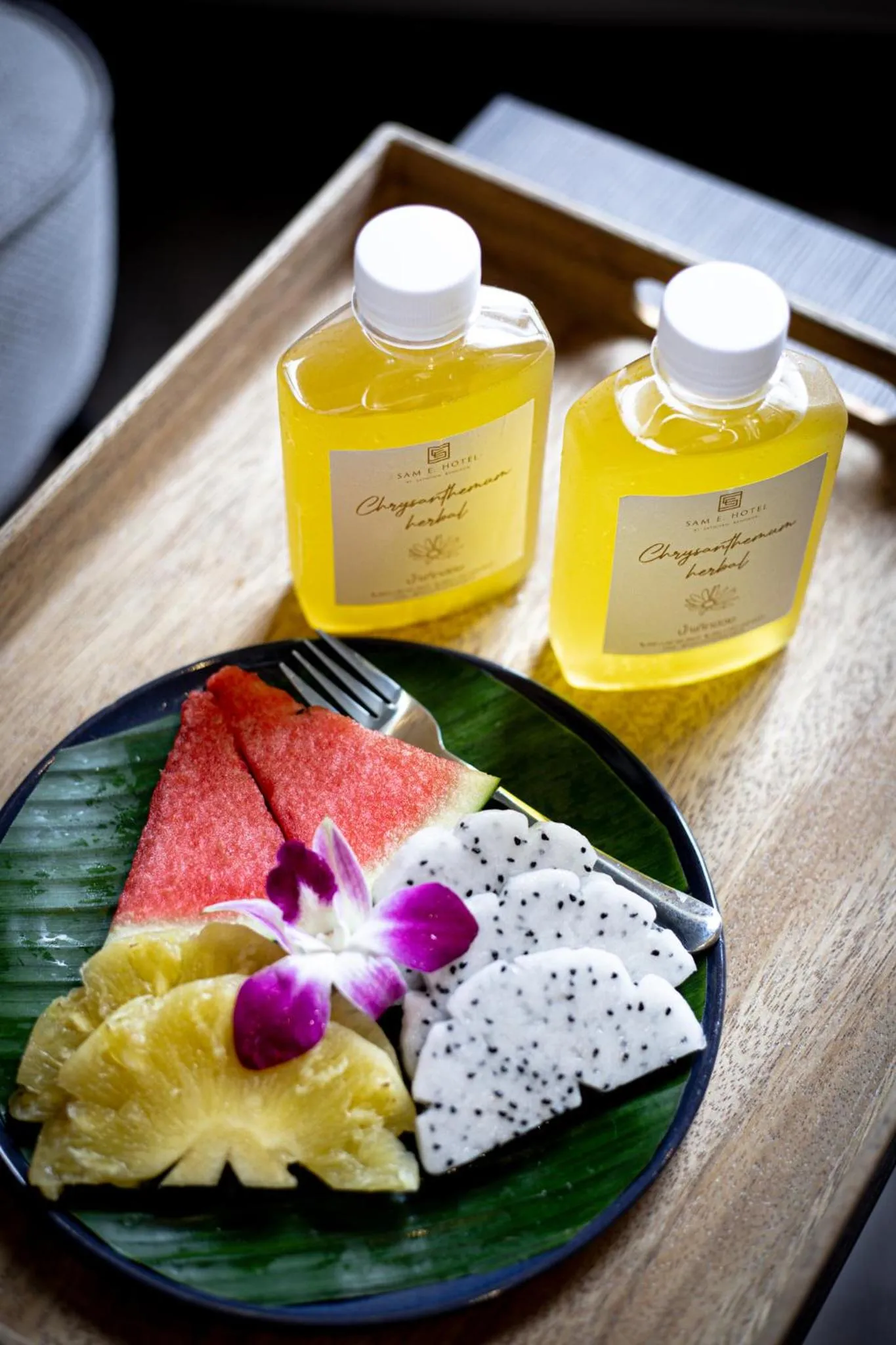 Food and drinks in SAM E Hotel Bangkok Sathorn