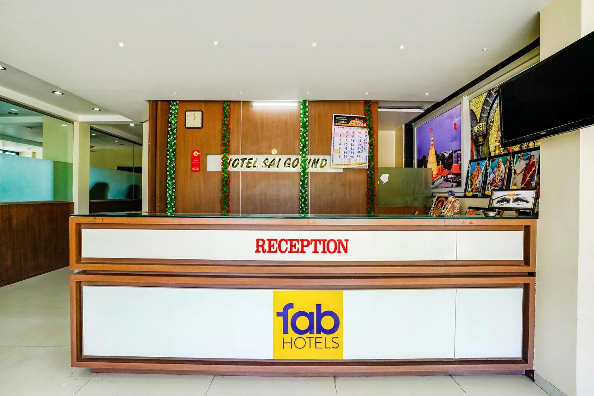 Lobby or reception in FabHotel Sai Govind