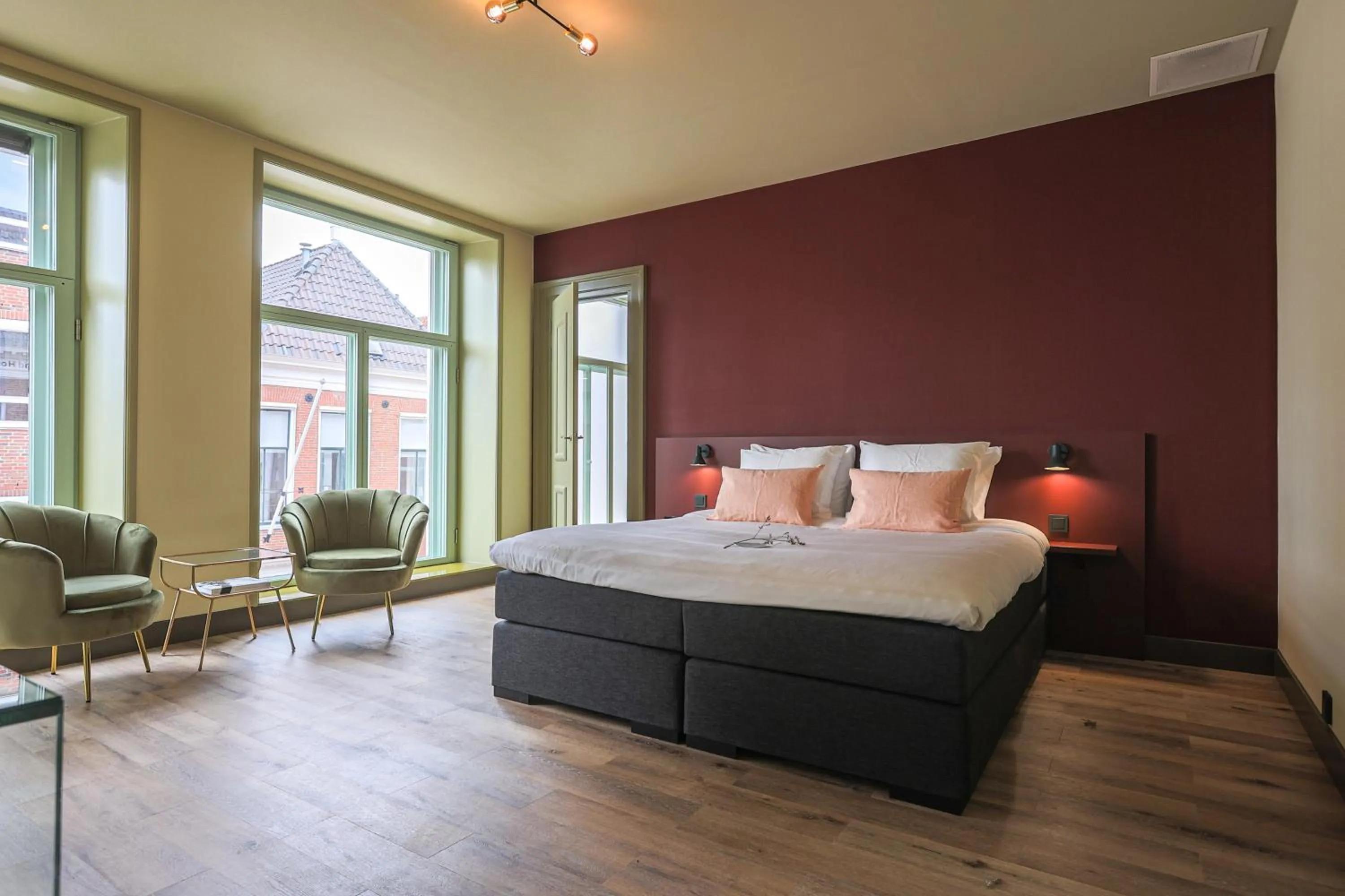 Bedroom, Bed in Hotel Corps de Garde