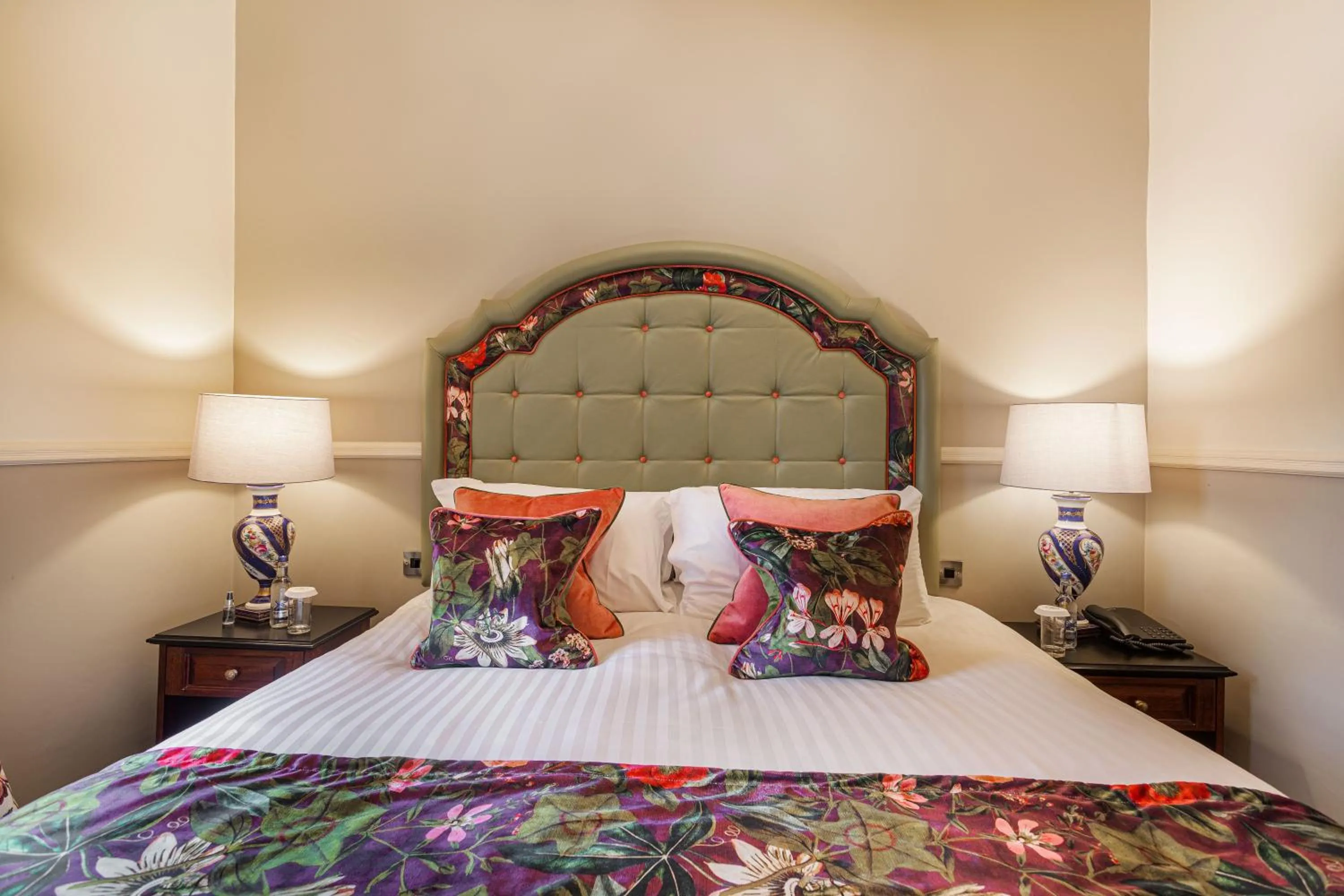 Bed in The Wynnstay Hotel, Oswestry, Shropshire - The Coaching Inn Group