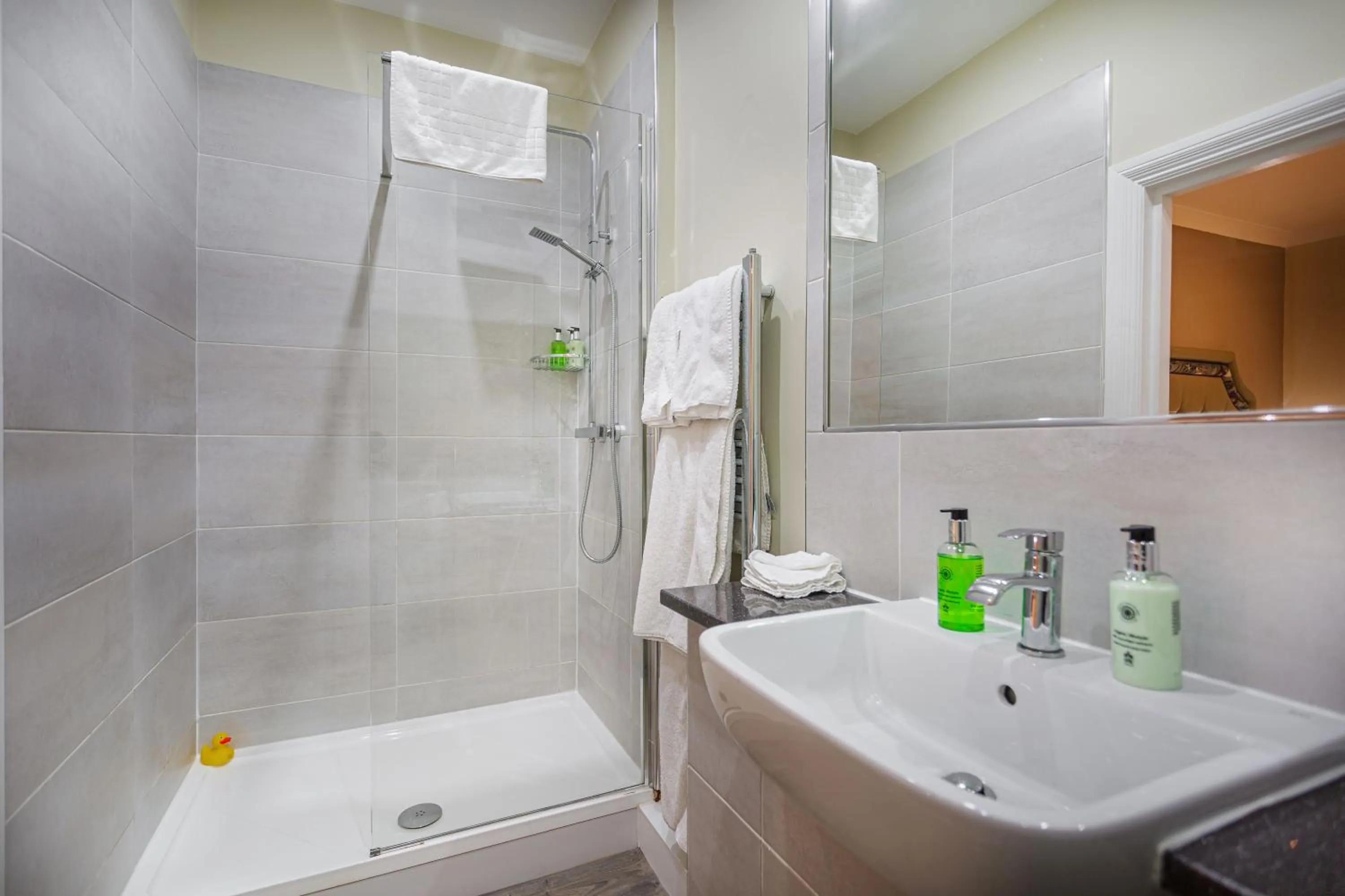 Bathroom in The Wynnstay Hotel, Oswestry, Shropshire - The Coaching Inn Group