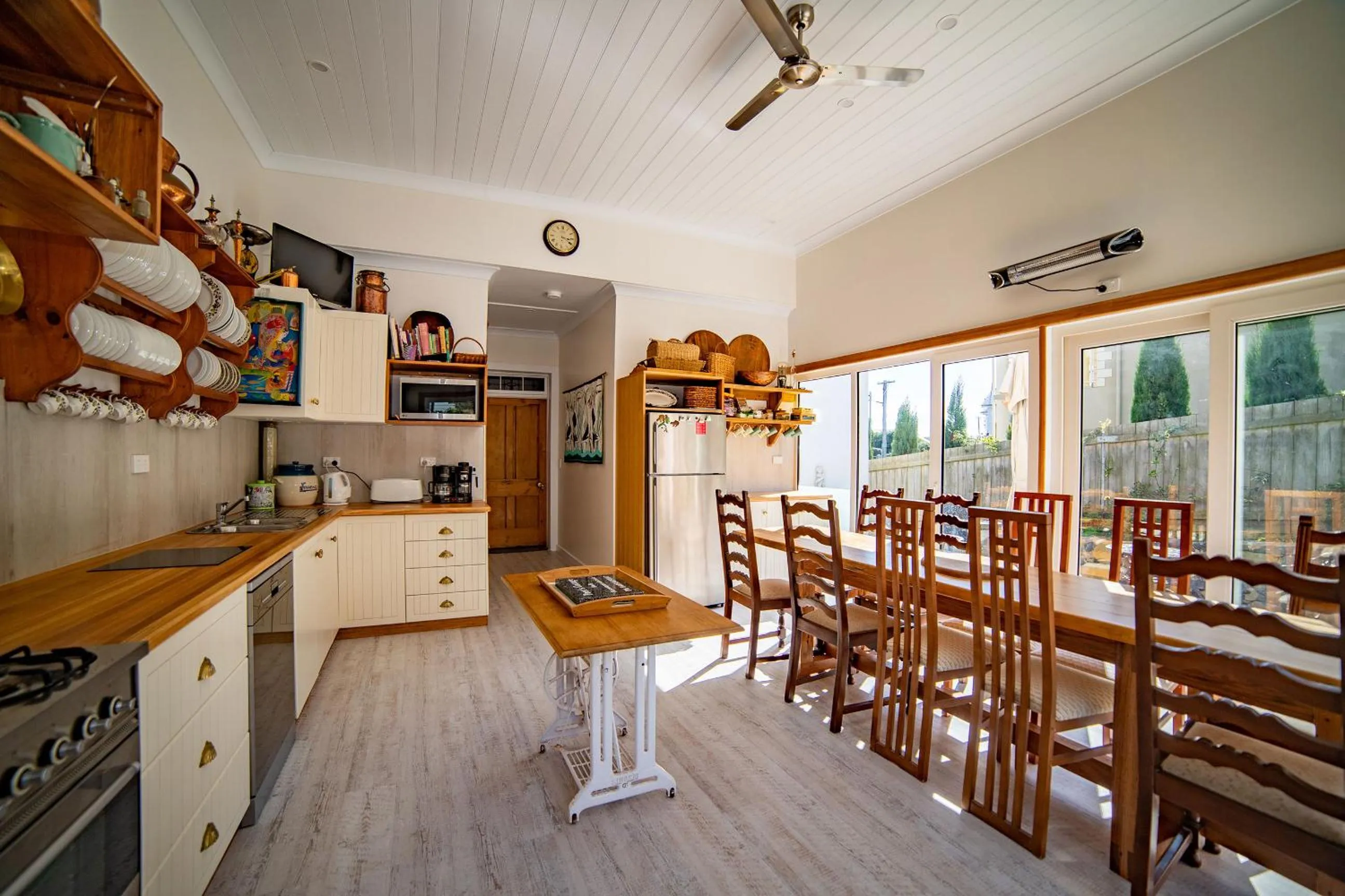 Kitchen or kitchenette in Poet's Cottage Stanley