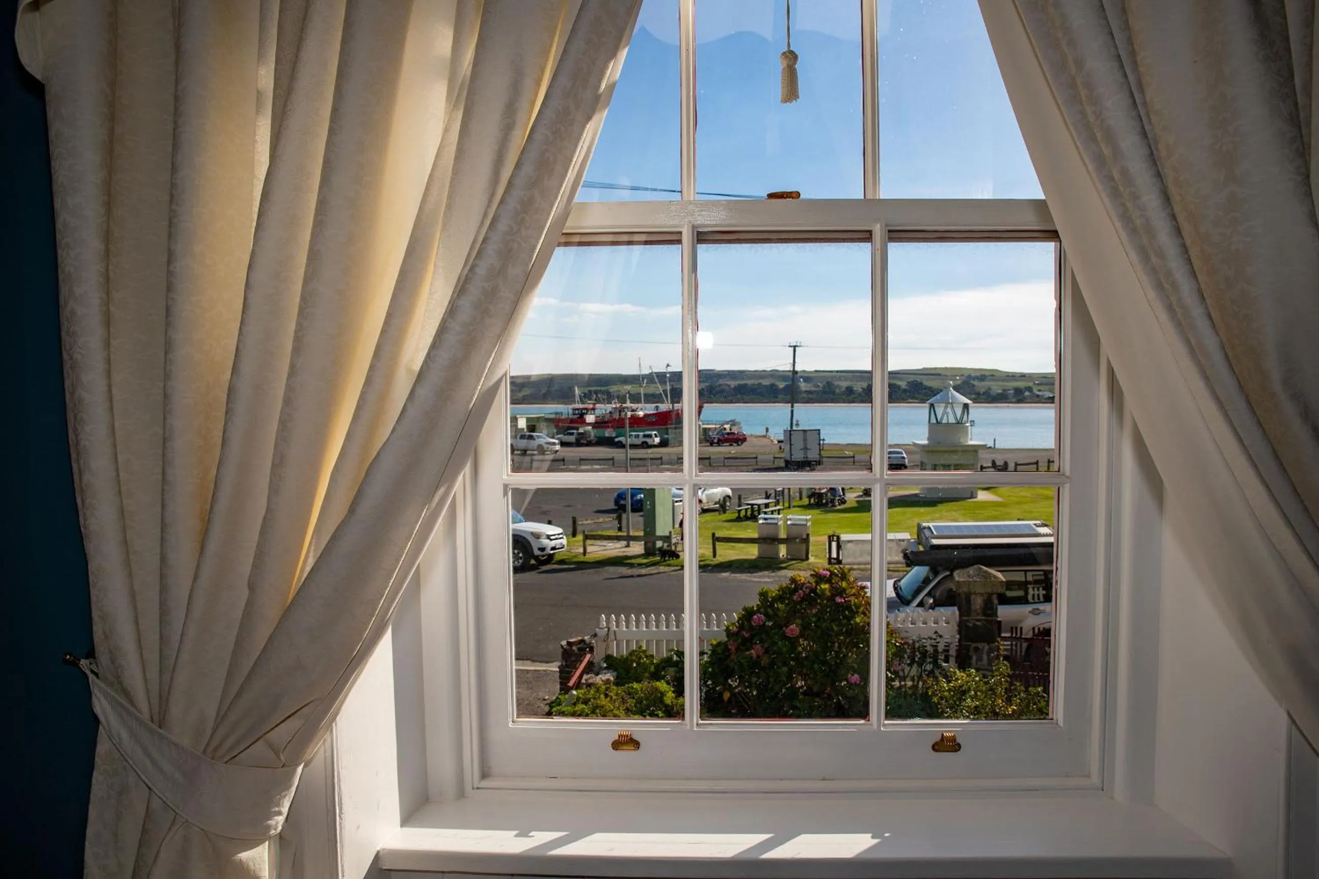 Lounge or bar in Poet's Cottage Stanley