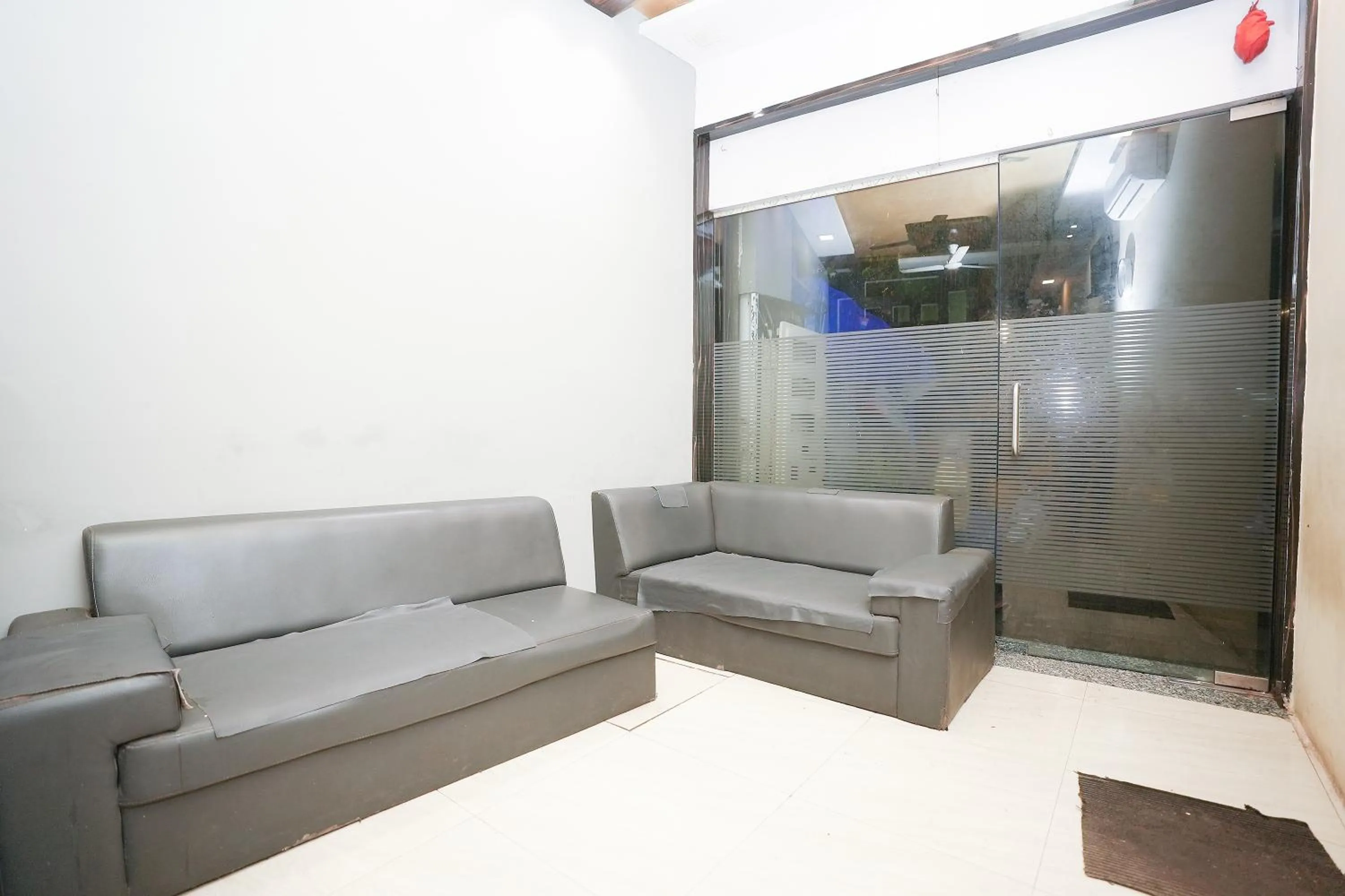 Seating area in Hotel Royal Aqua