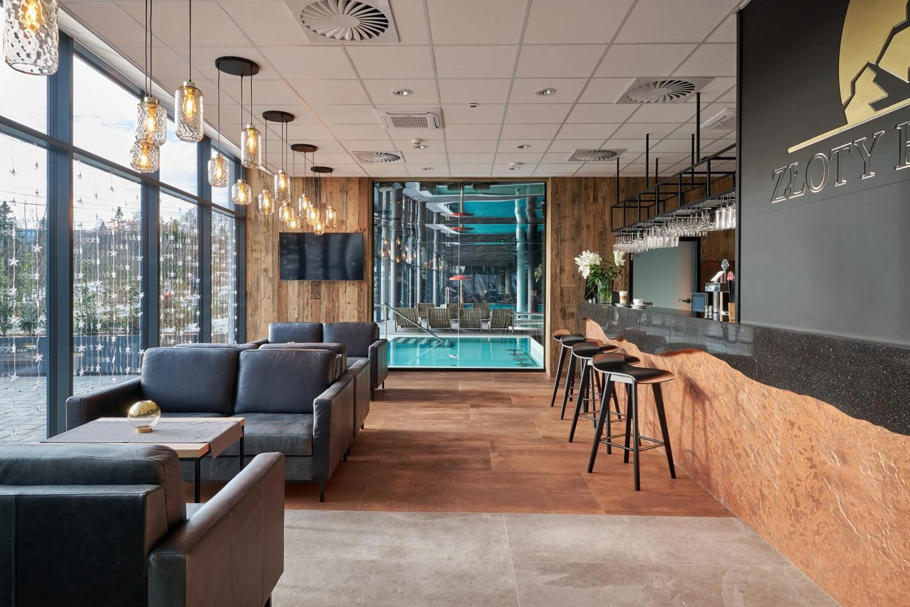 People in Złoty Horyzont Resort Szklarska Poręba